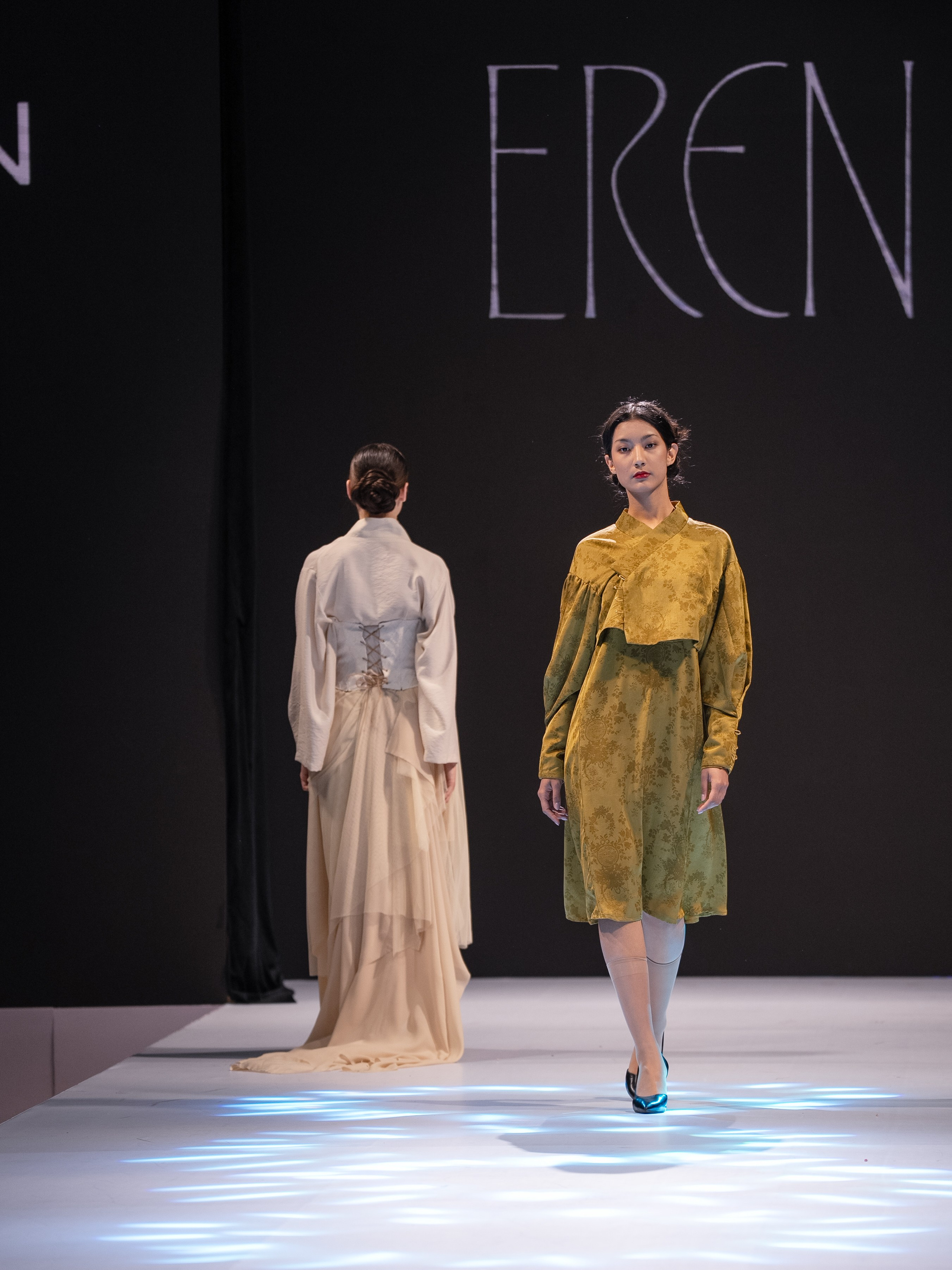 EURASIAN FASHION WEEK Eren. Сайт Алматинского НЮ АРТ, будуар и фэшн фотографа Дениса Карпенко