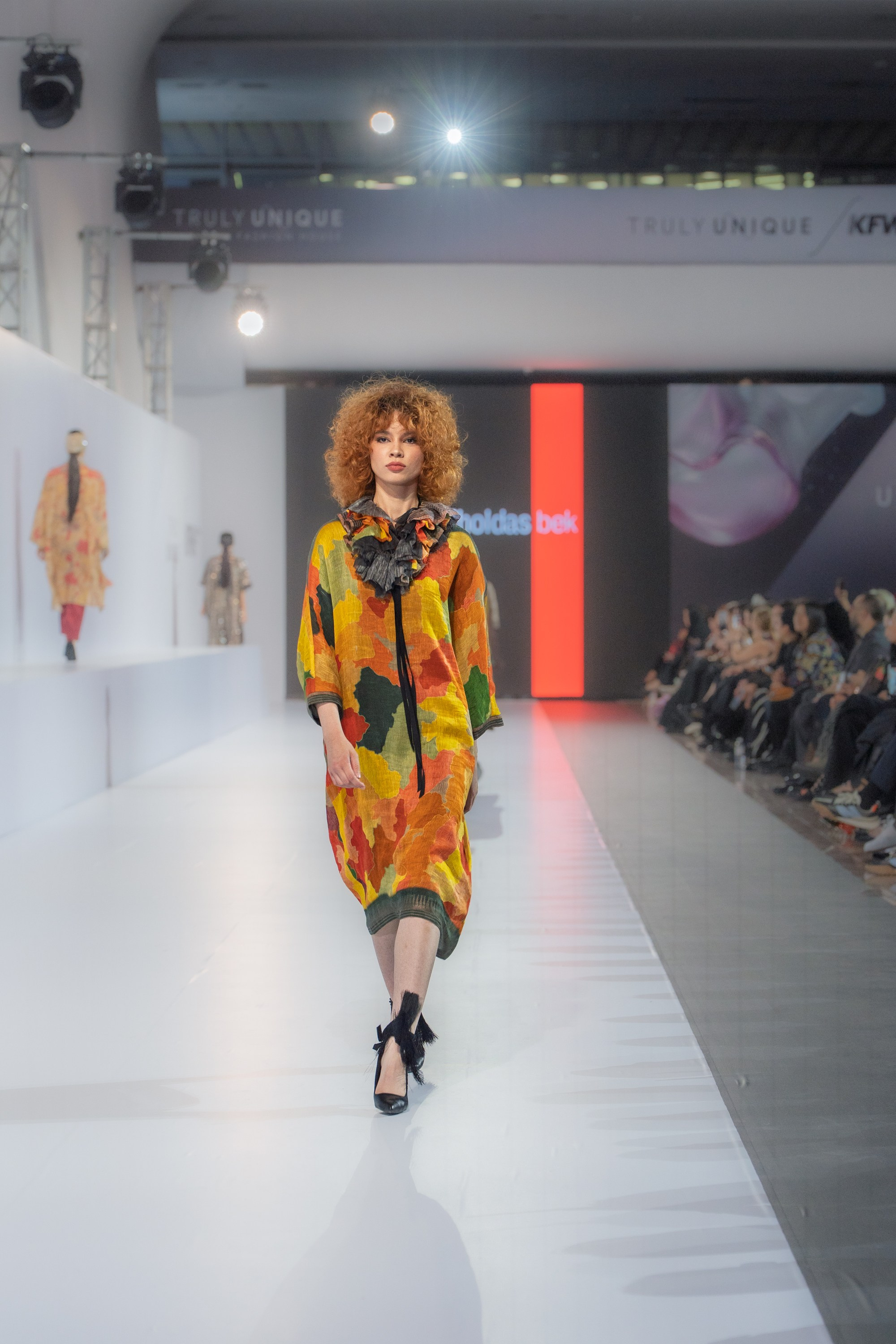 Yerlan Zholdasbek. Сайт Алматинского НЮ АРТ, будуар и фэшн фотографа Дениса Карпенко