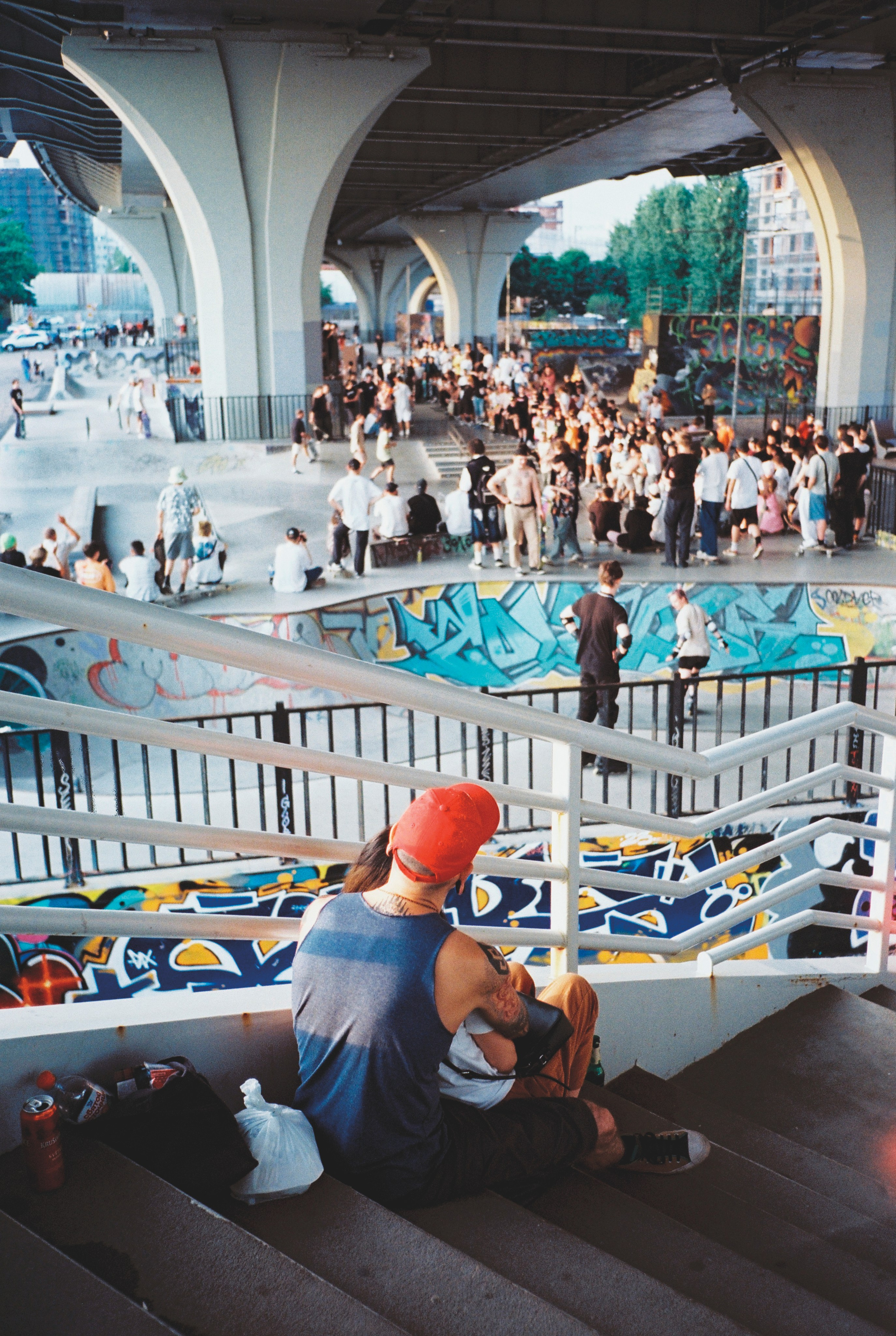 Фотографии цветные. Свадебный и семейный пленочный фотограф в Петербурге Истомина Ирина