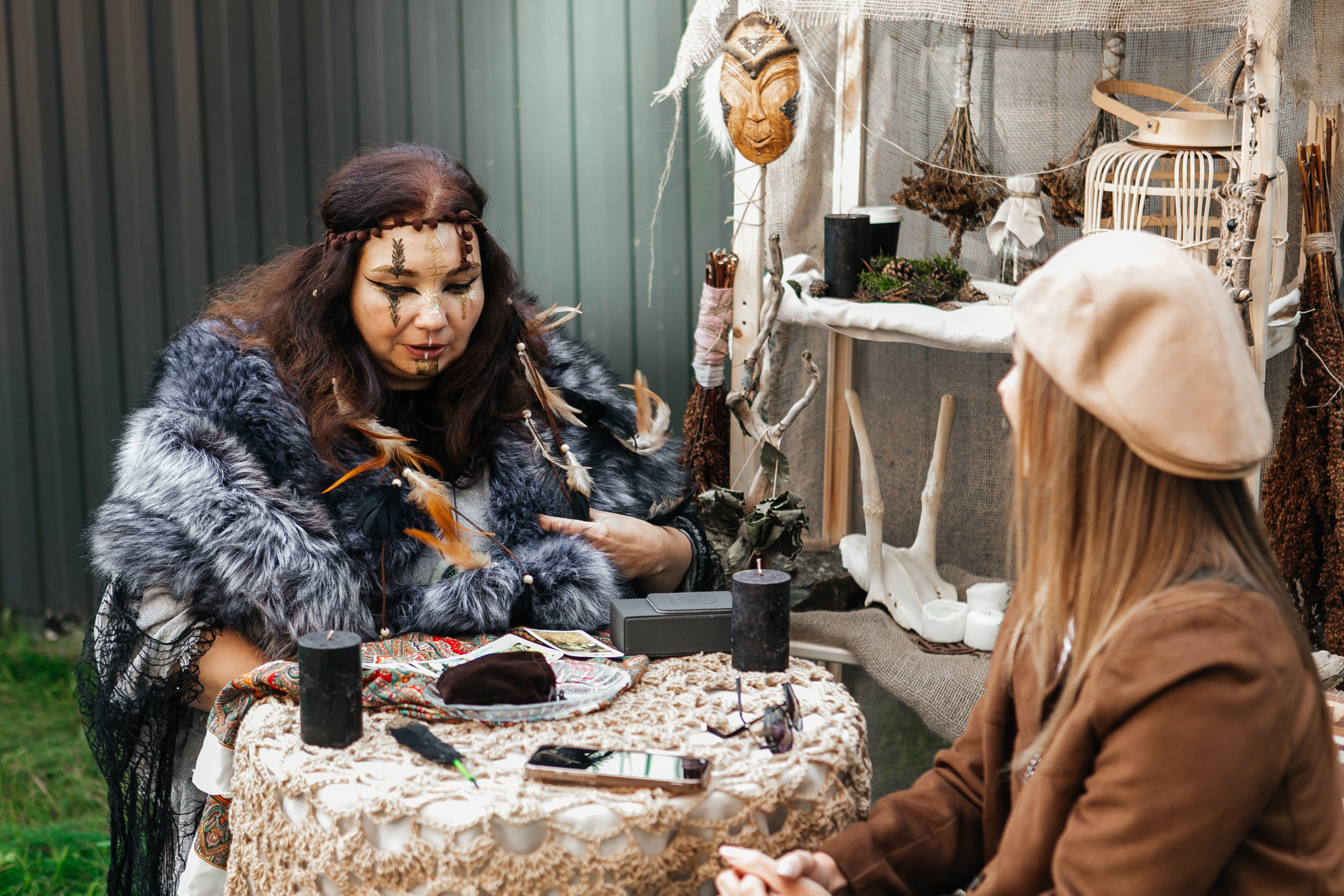 Презентация в квартал стрижи от Восток Центр Иркутск. Фотограф в Иркутске Анастасия Кись. Студийная фотосессия беременности в тканях Иркутск. Семейная фотосессия, ПОРТРЕТ «ПОКОЛЕНИЕ»