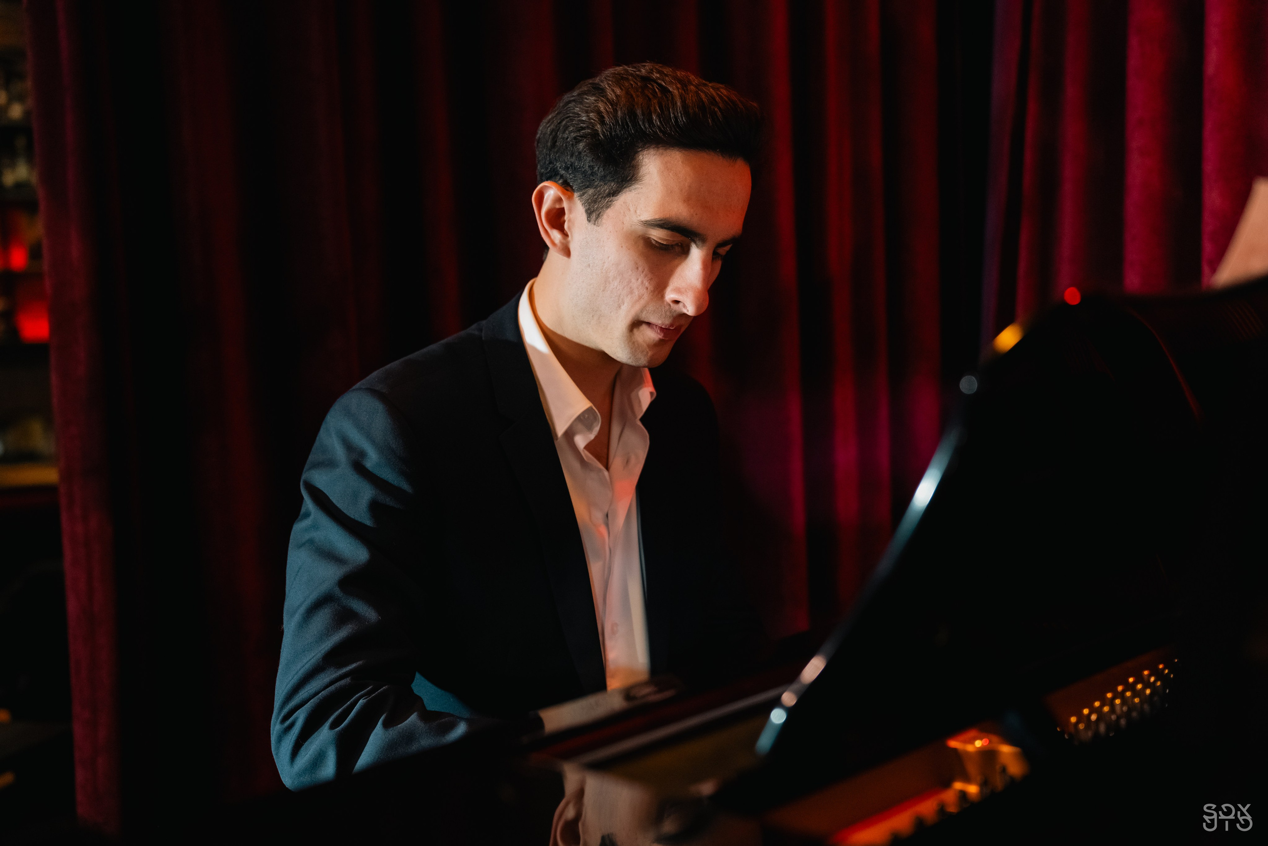 Видеопродакшн BACKED ROLL