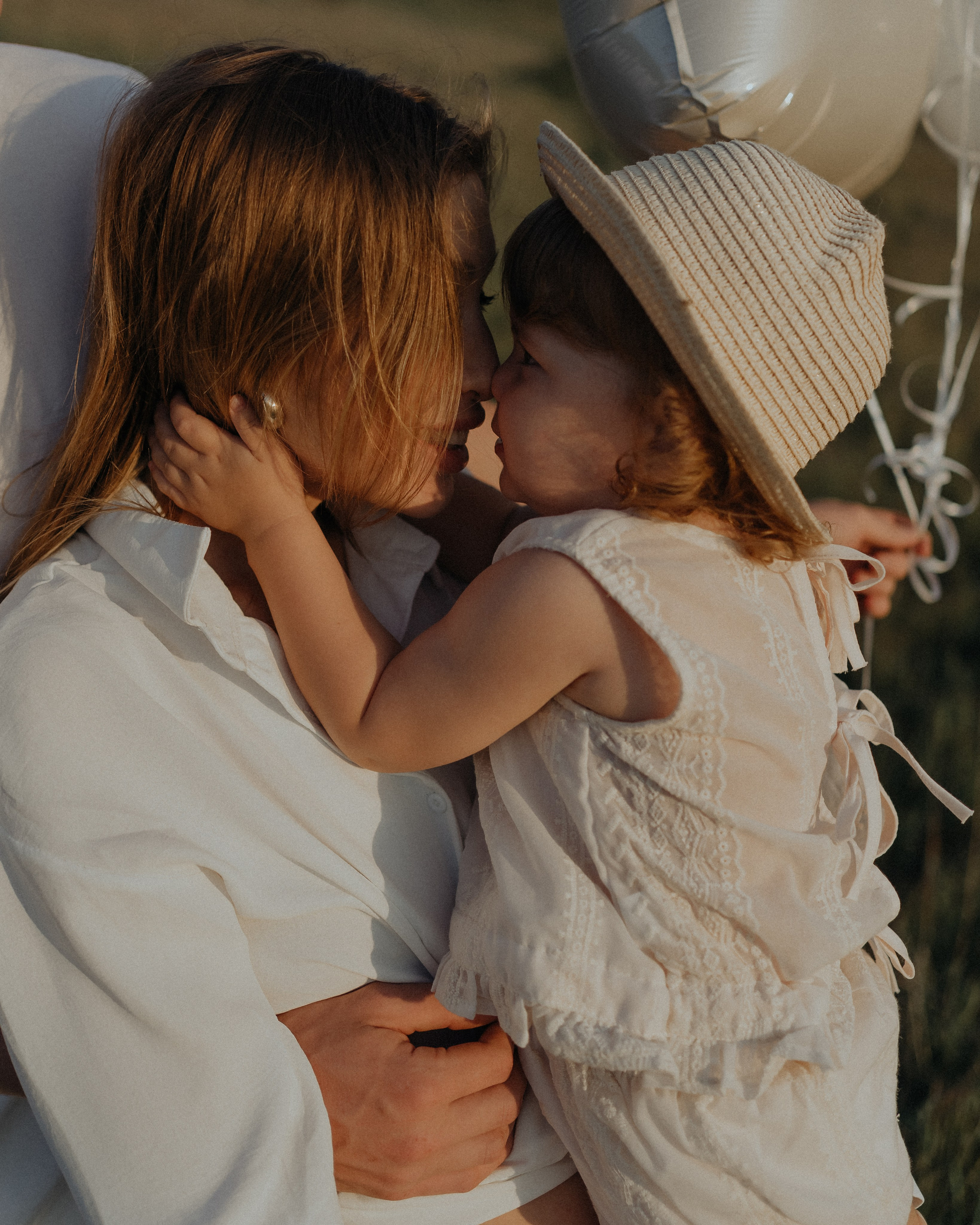 Хрис, Артём и Лея