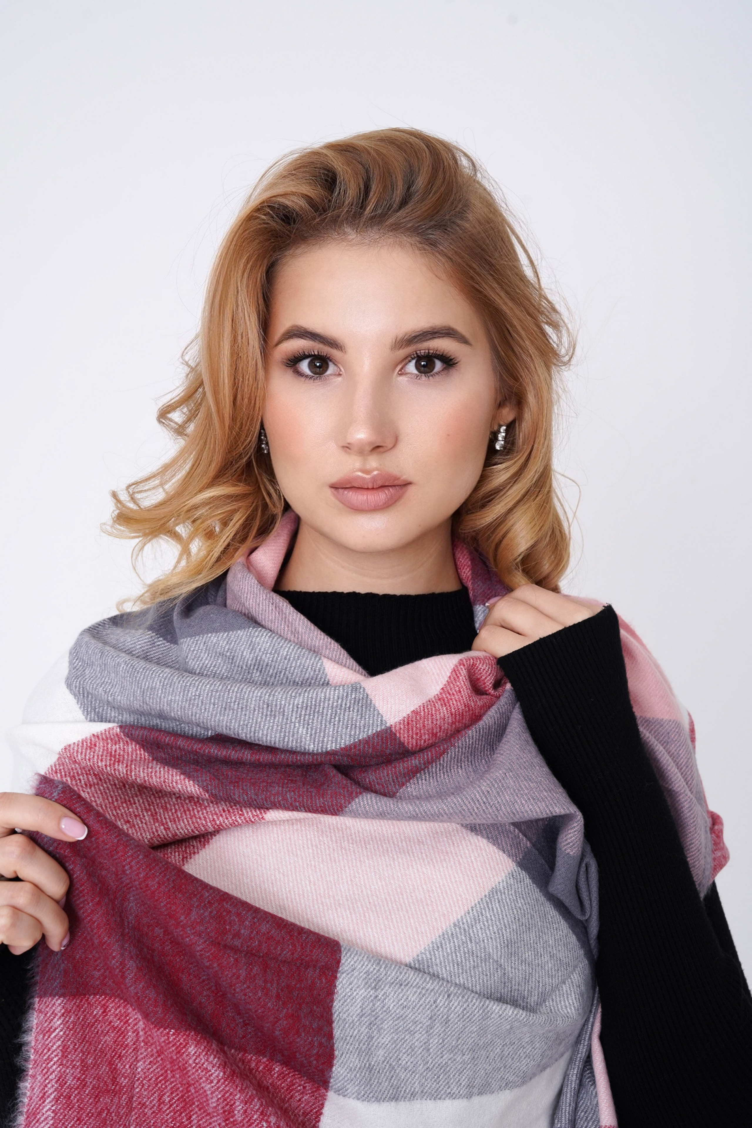 ШАПКИ FOR MARKETPLACE. Фотограф Москва, визуальный менеджер Дарья Шевченко