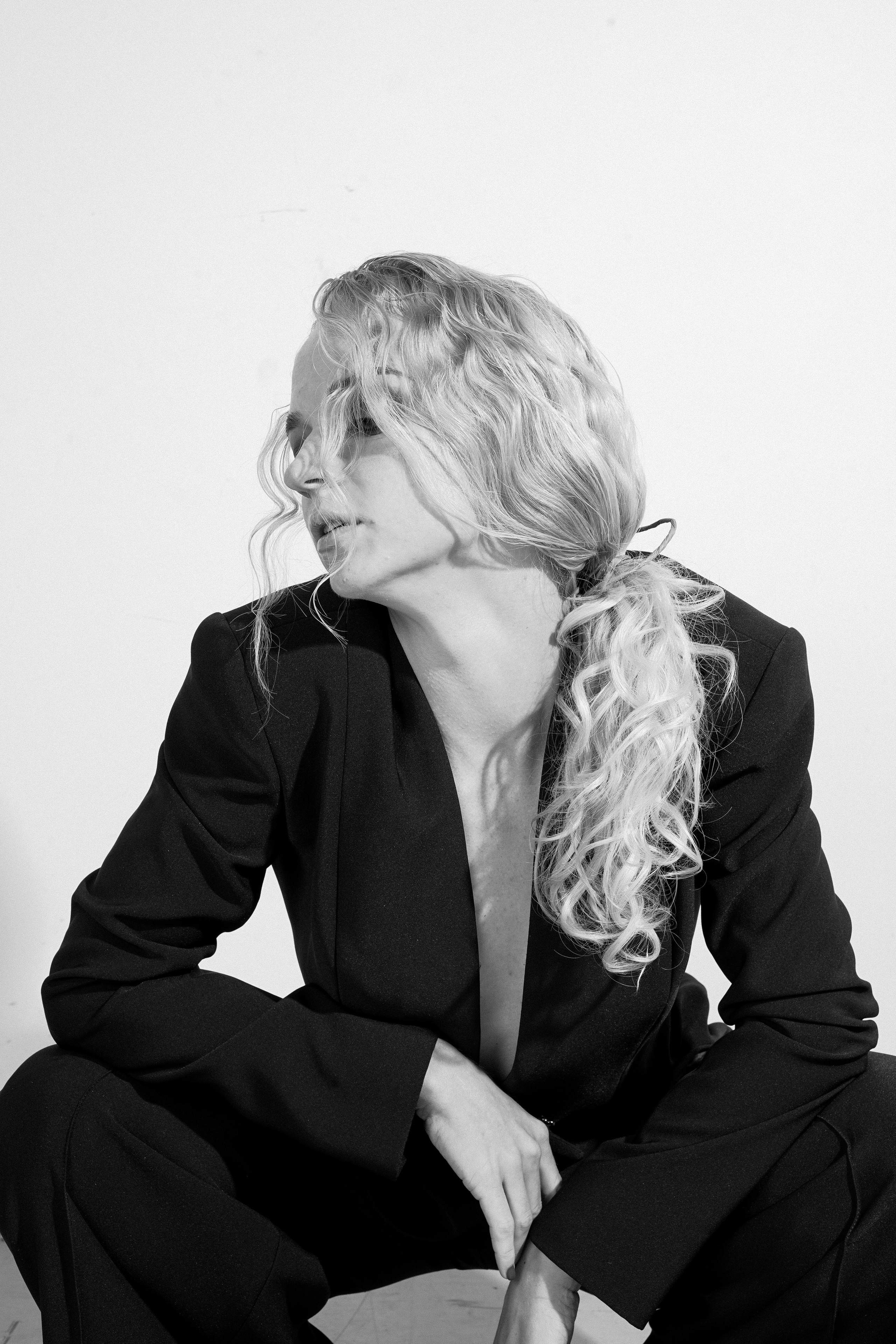 VERA WHITE&BLACK. Фотограф Москва, визуальный менеджер Дарья Шевченко