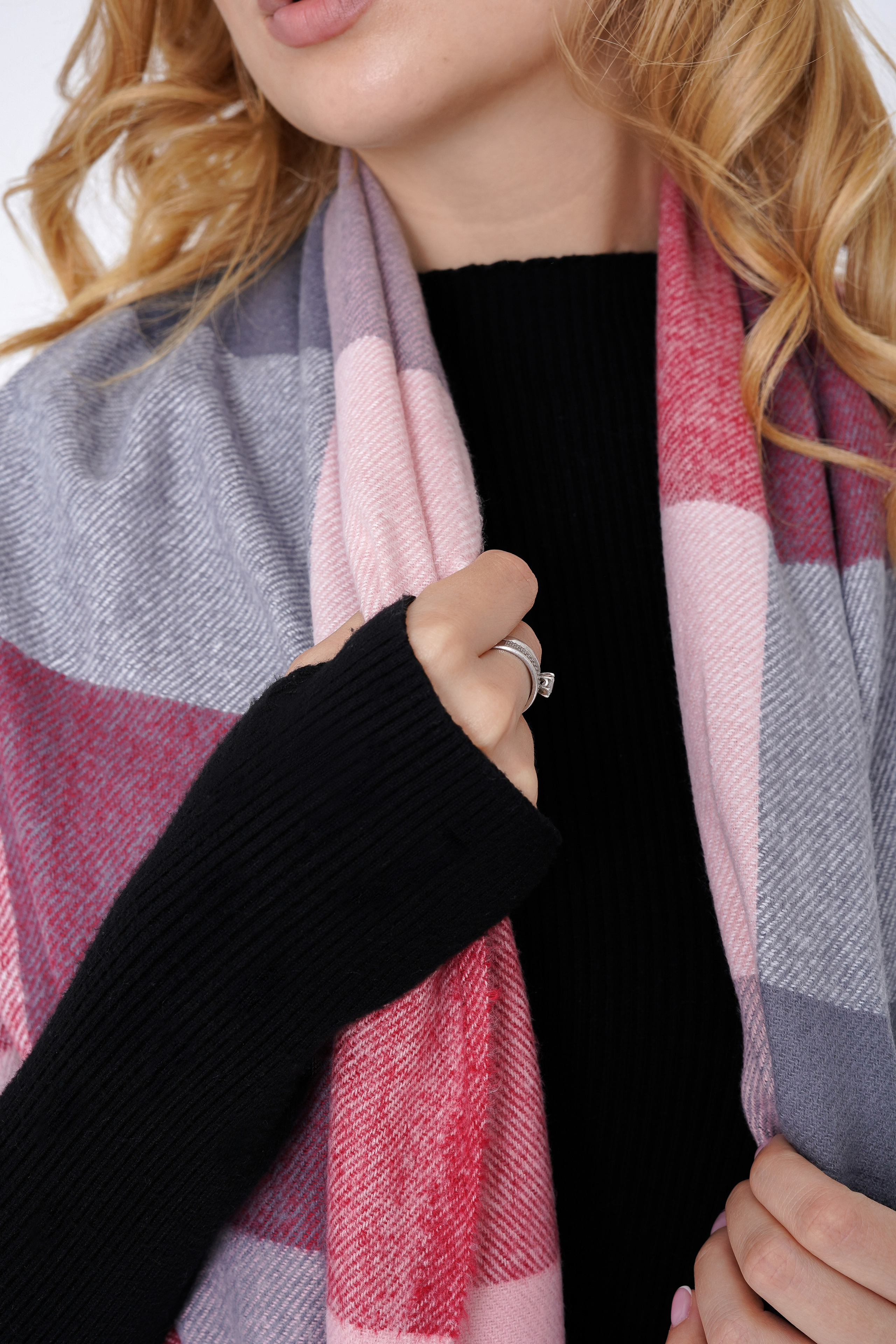 ШАПКИ FOR MARKETPLACE. Фотограф Москва, визуальный менеджер Дарья Шевченко