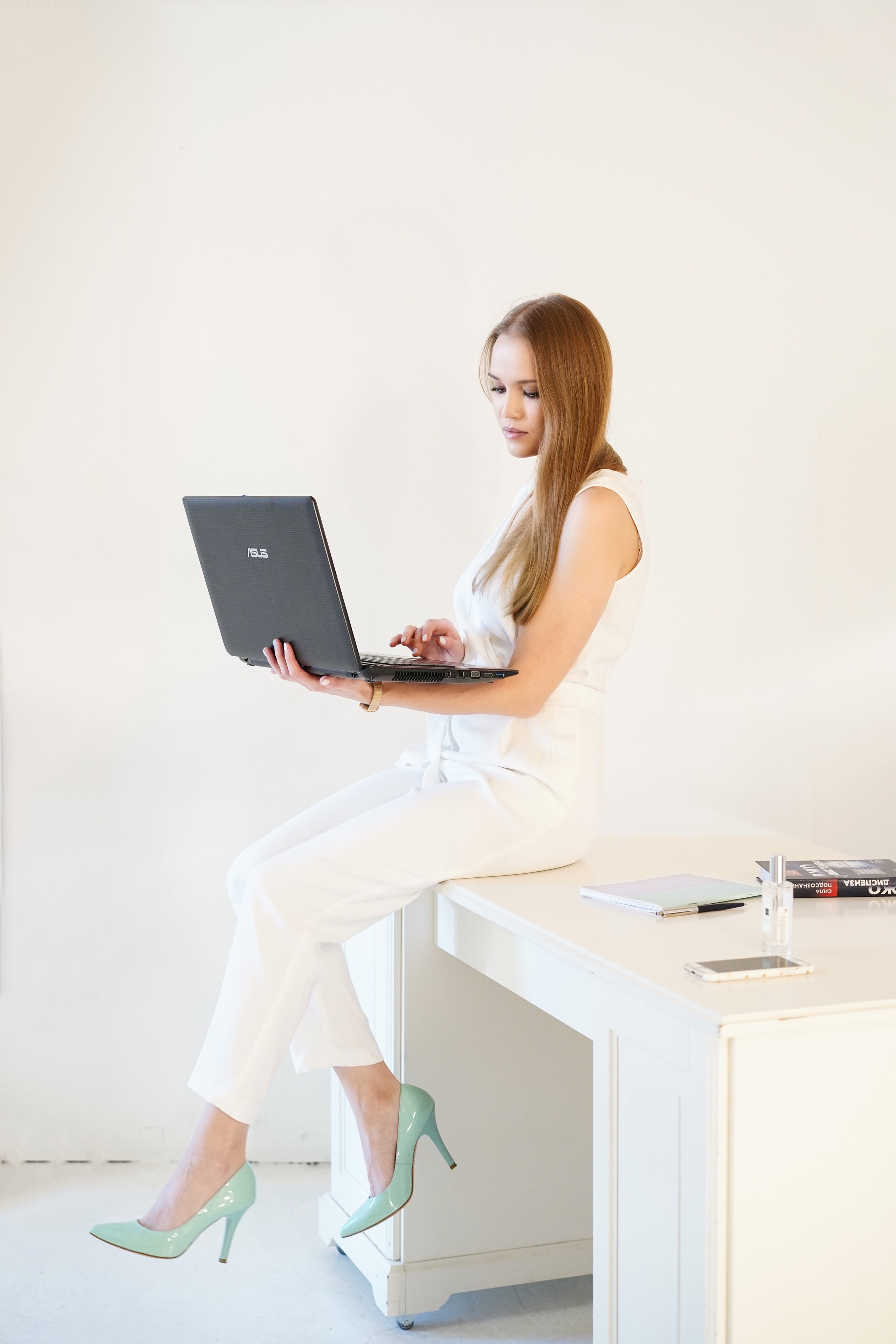 Контент эксперта по сайтам. Фотограф Москва, визуальный менеджер Дарья Шевченко