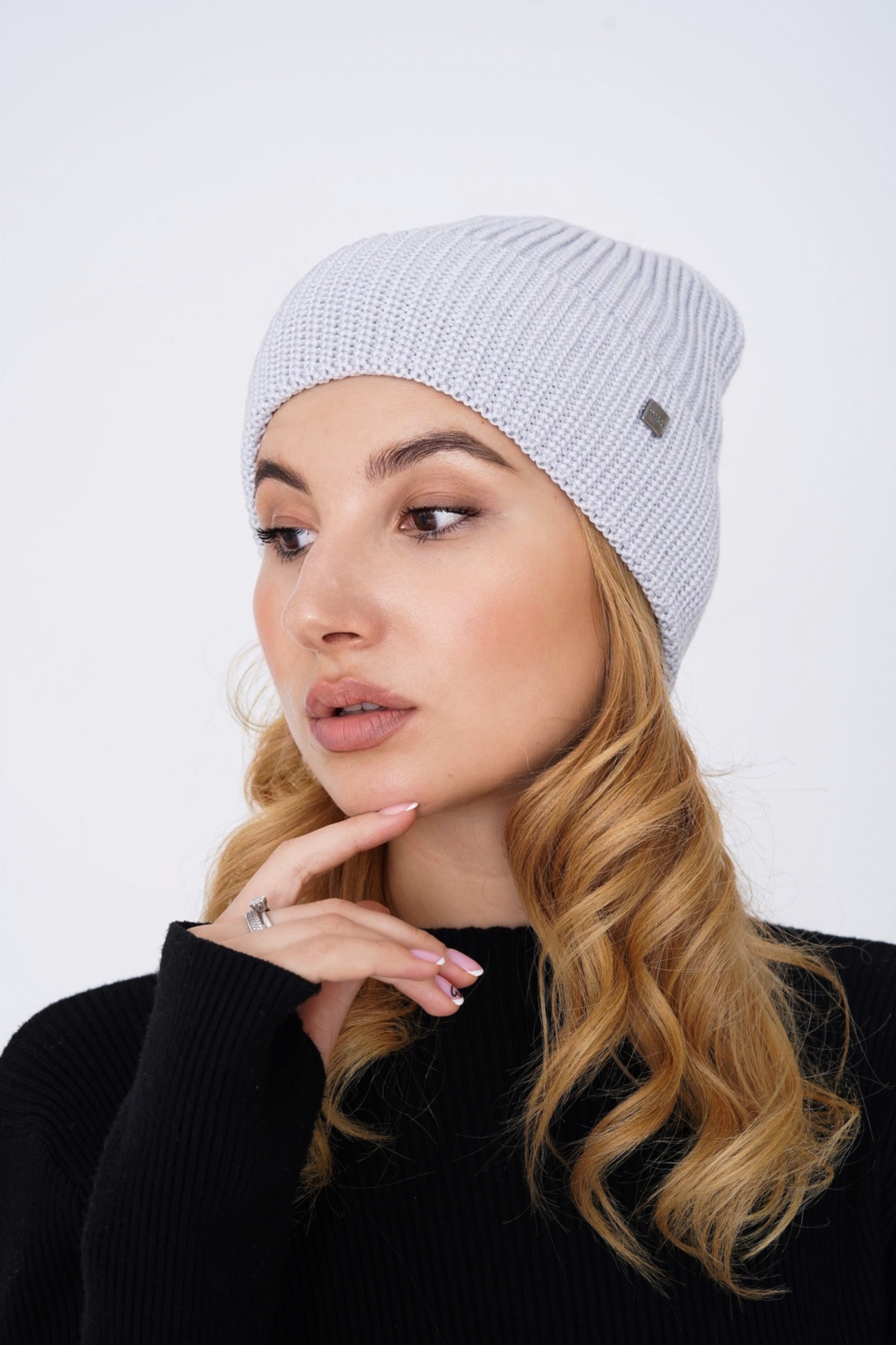 ШАПКИ FOR MARKETPLACE. Фотограф Москва, визуальный менеджер Дарья Шевченко