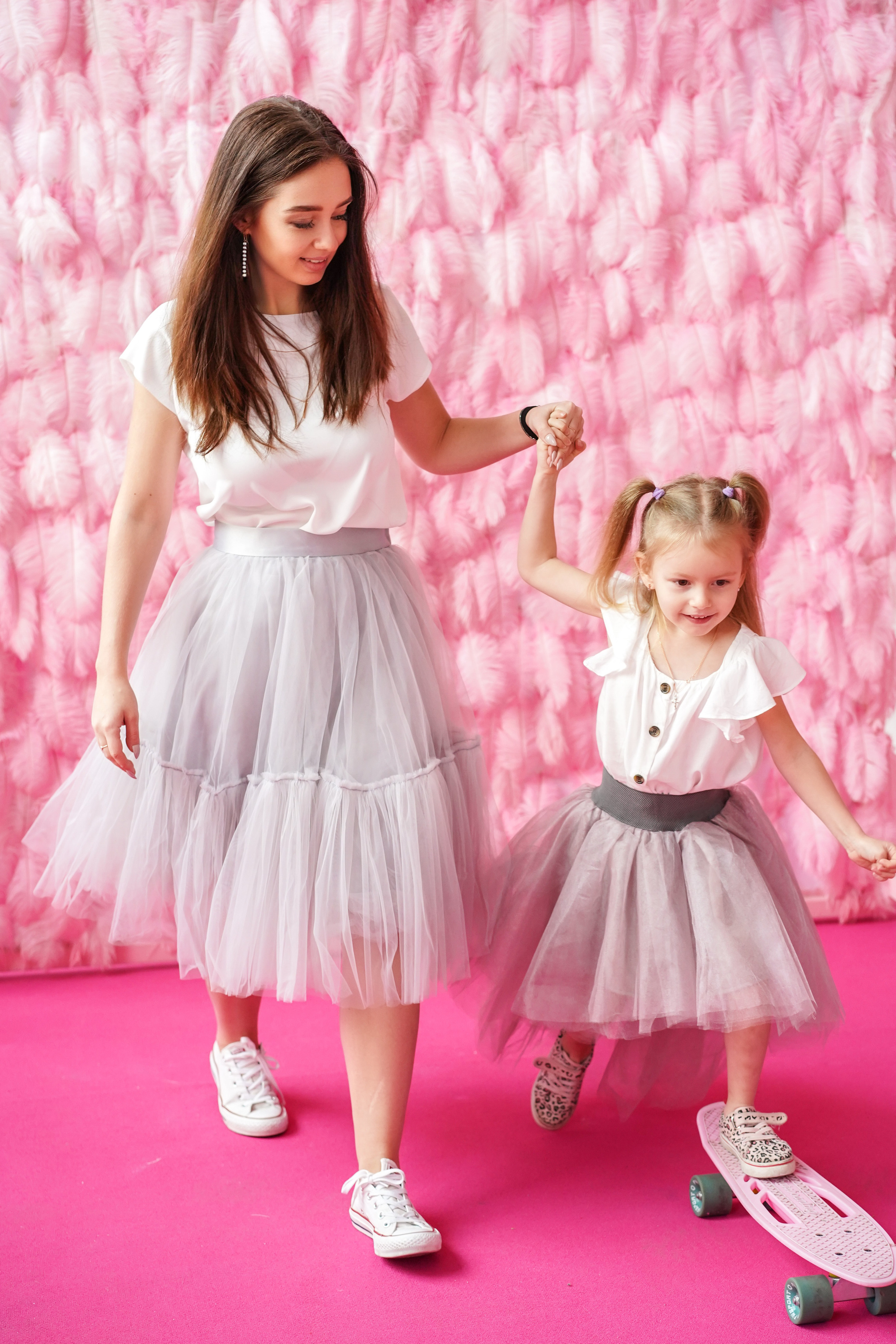 Мама с дочкой в студии. Фотограф Москва, визуальный менеджер Дарья Шевченко