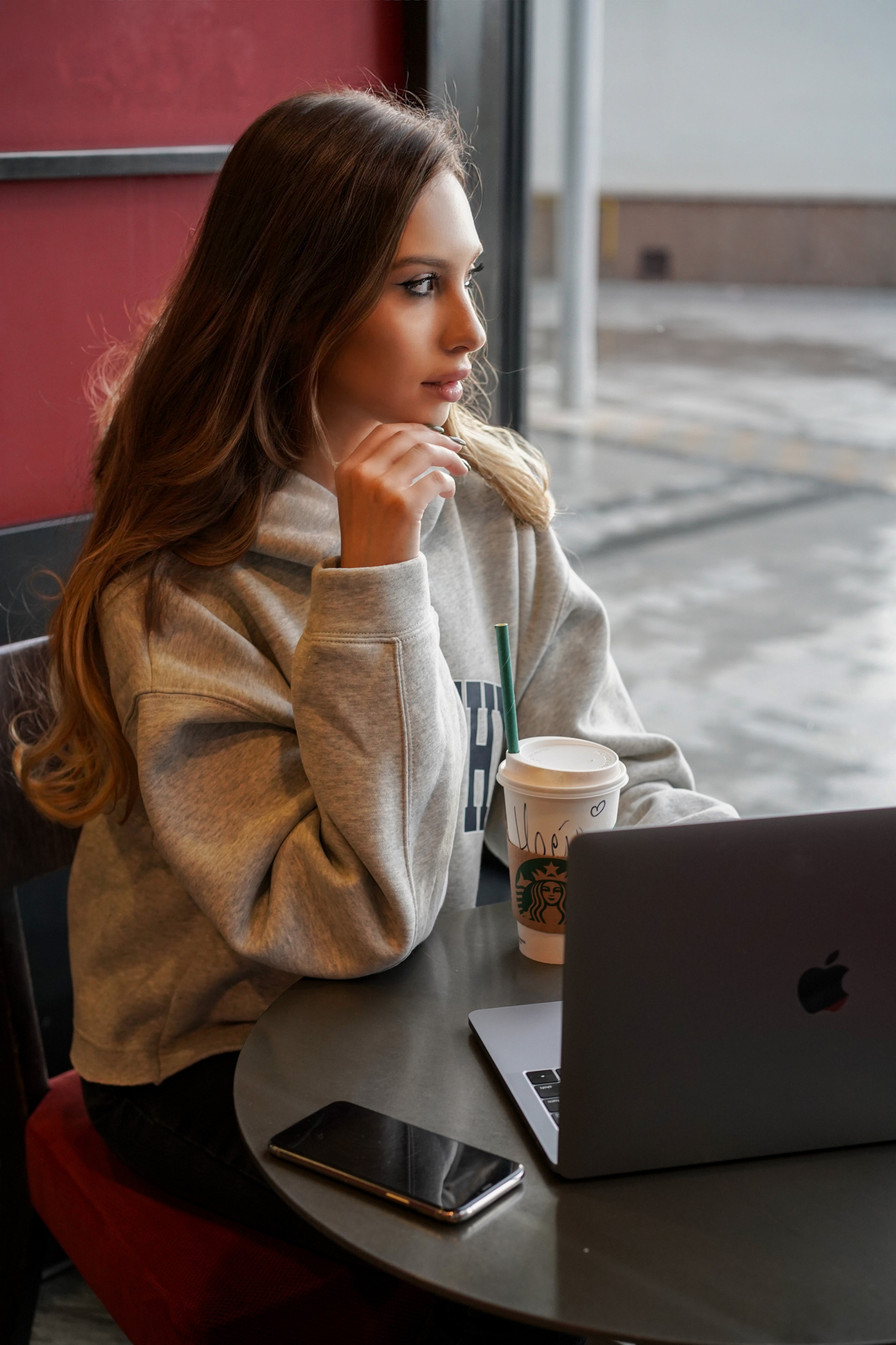 Smm эксперт. Фотограф Москва, визуальный менеджер Дарья Шевченко