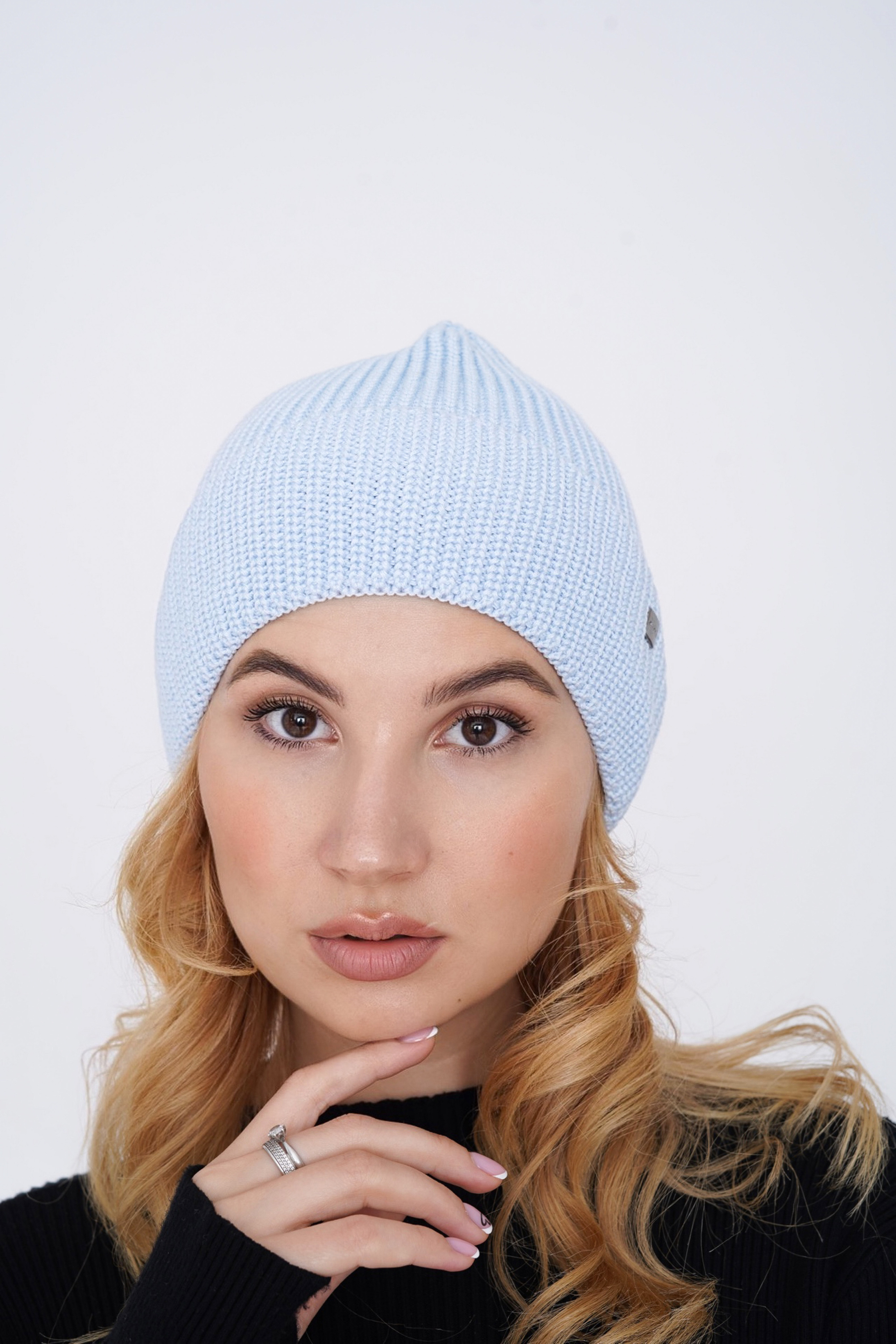 ШАПКИ FOR MARKETPLACE. Фотограф Москва, визуальный менеджер Дарья Шевченко