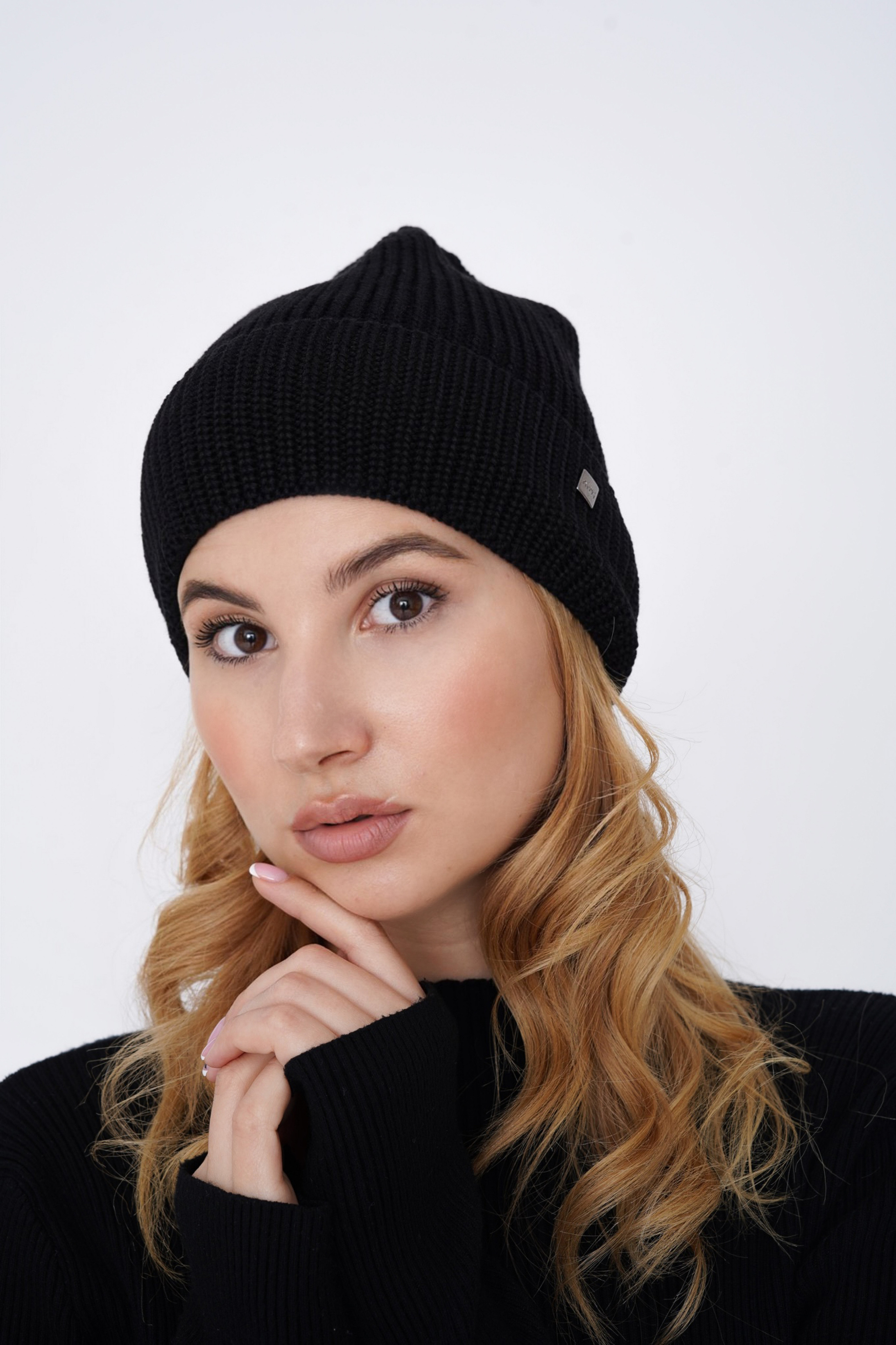 ШАПКИ FOR MARKETPLACE. Фотограф Москва, визуальный менеджер Дарья Шевченко