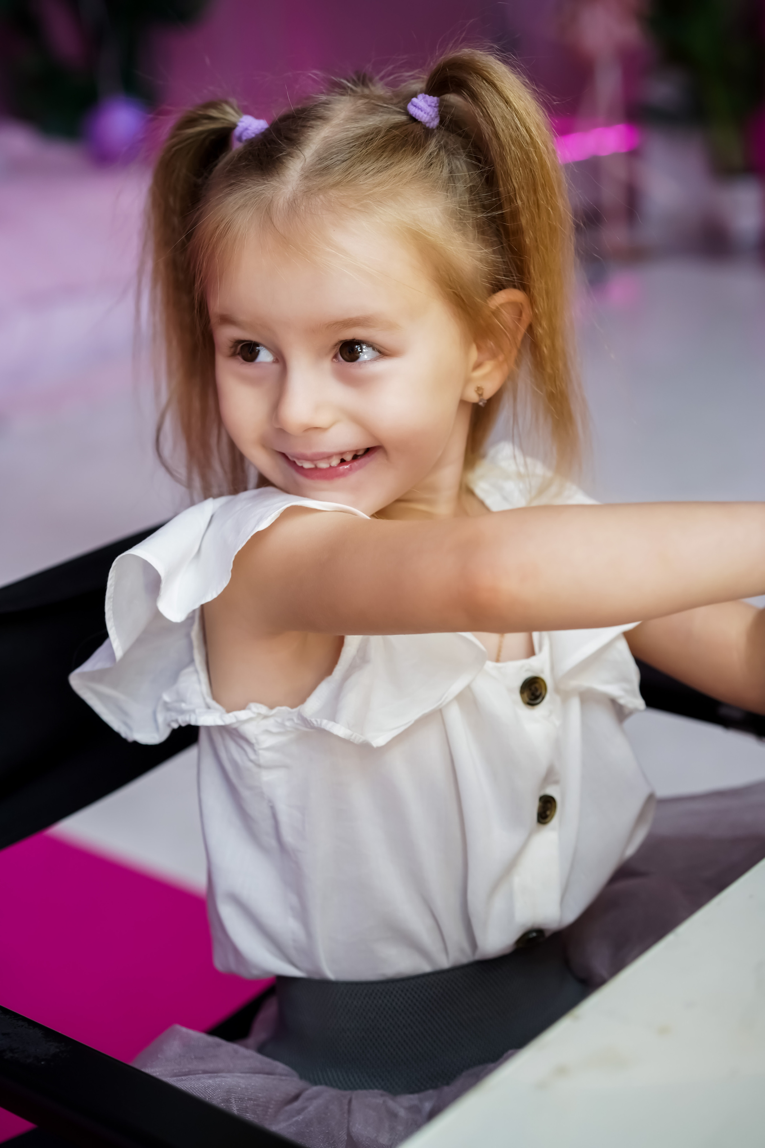 Мама с дочкой в студии. Фотограф Москва, визуальный менеджер Дарья Шевченко