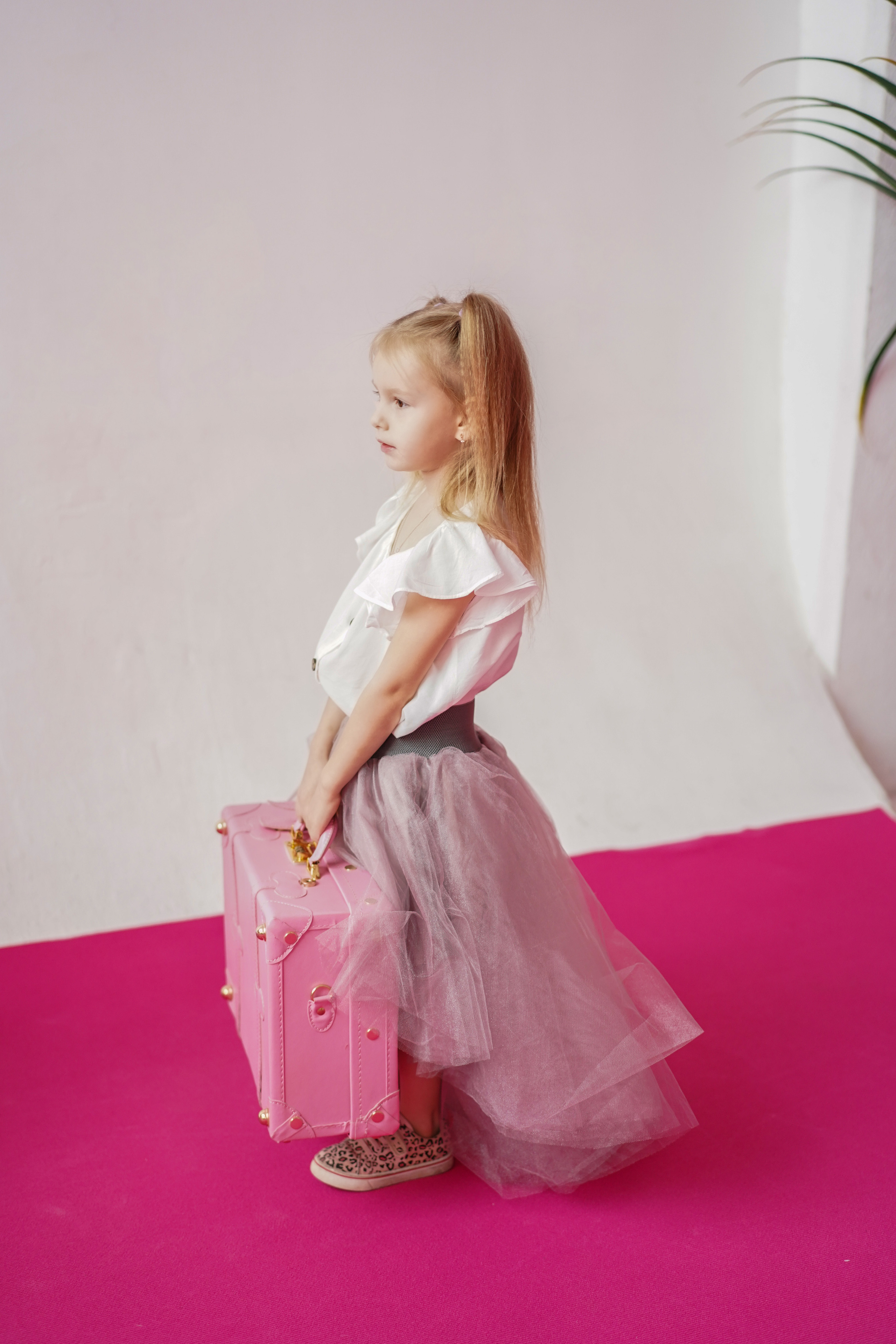 Мама с дочкой в студии. Фотограф Москва, визуальный менеджер Дарья Шевченко