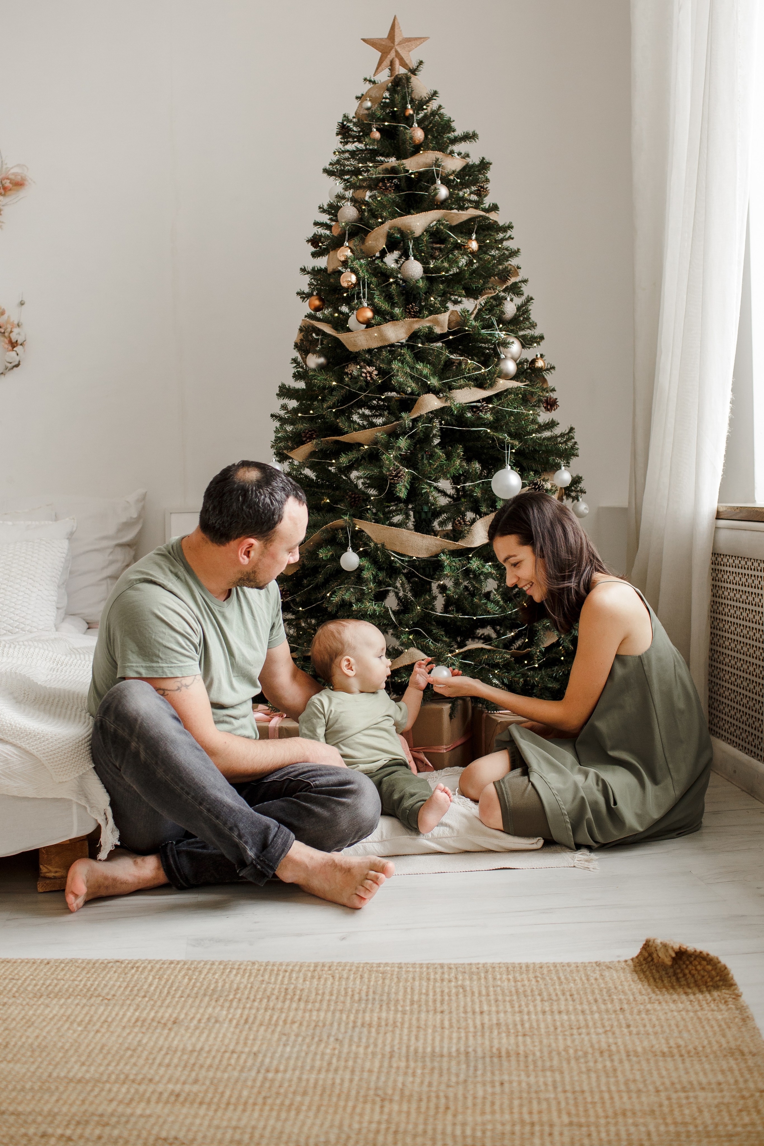 Семейная фотосессия в студии. Свадебный фотограф Кирилл Белый