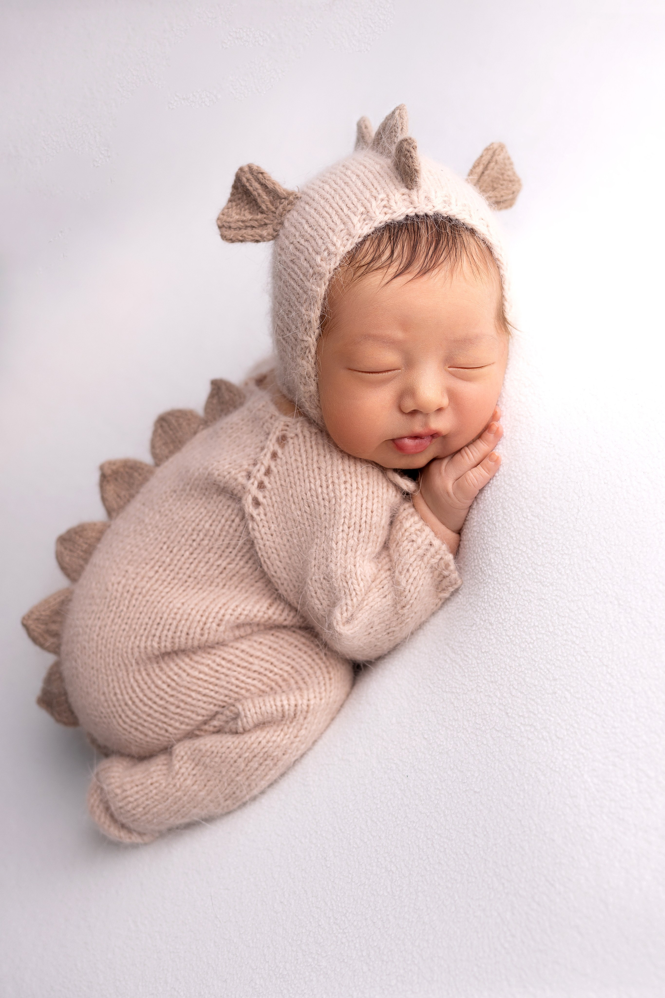 Классическая фотосессия малыша. Фотограф новорожденных малышей в Омске и Омской области Эльвира Камаева