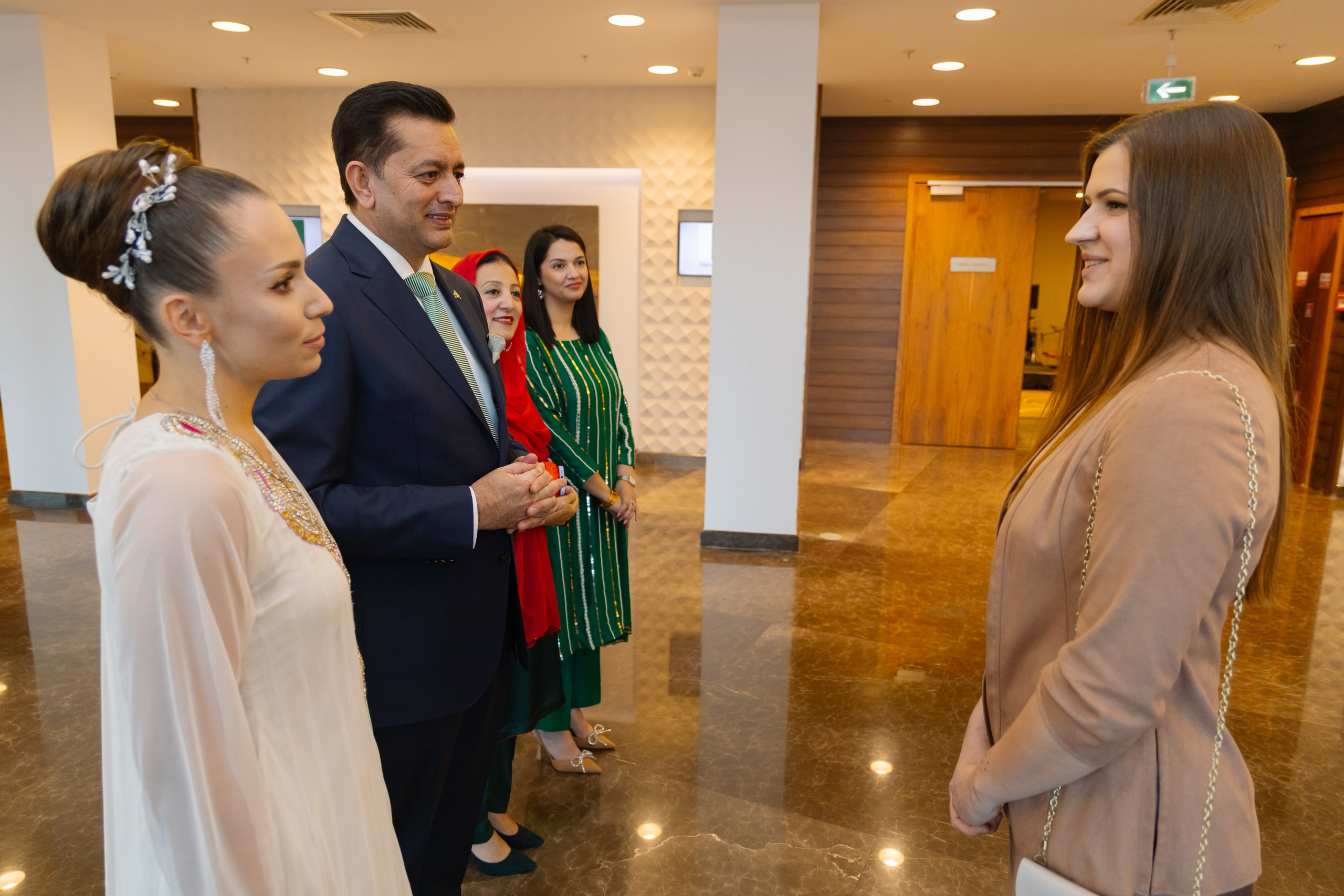 Фотосъемка делегации Пакистана в Беларуси в отеле Марриотт. Свадебный фотограф в Минске/Беларуси Сергей Спиридонов