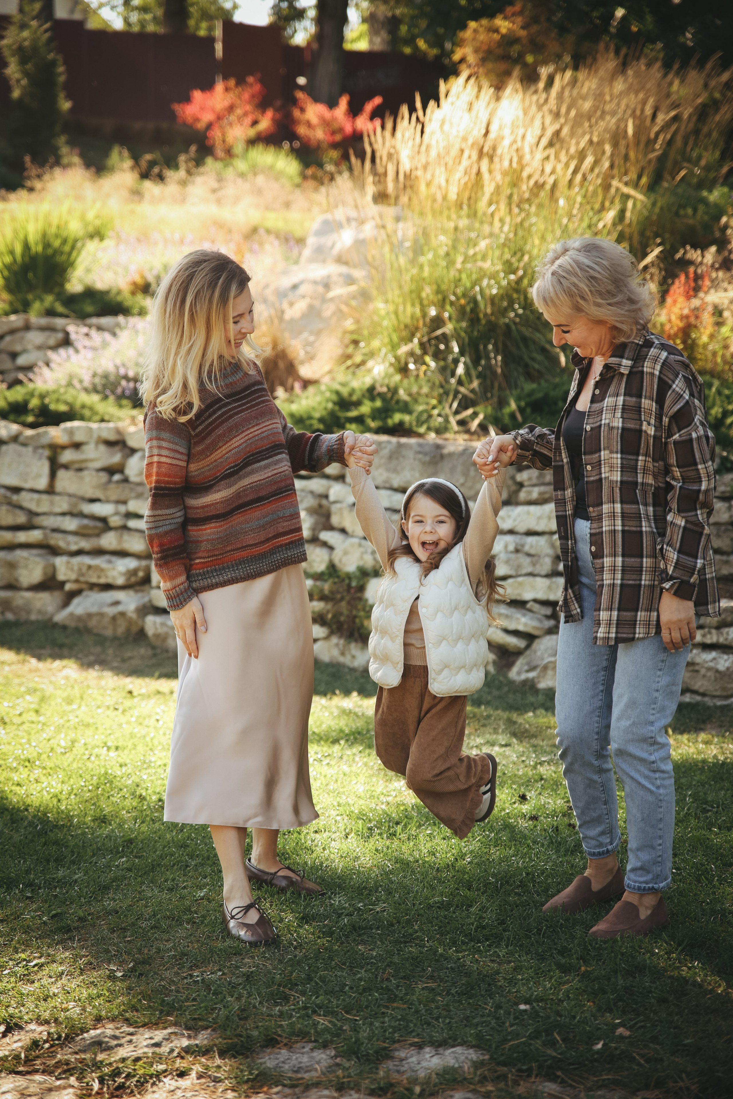 Семейная фотосессия фотосессия на день рождения мама и дочка. Фотограф Владимир Москва