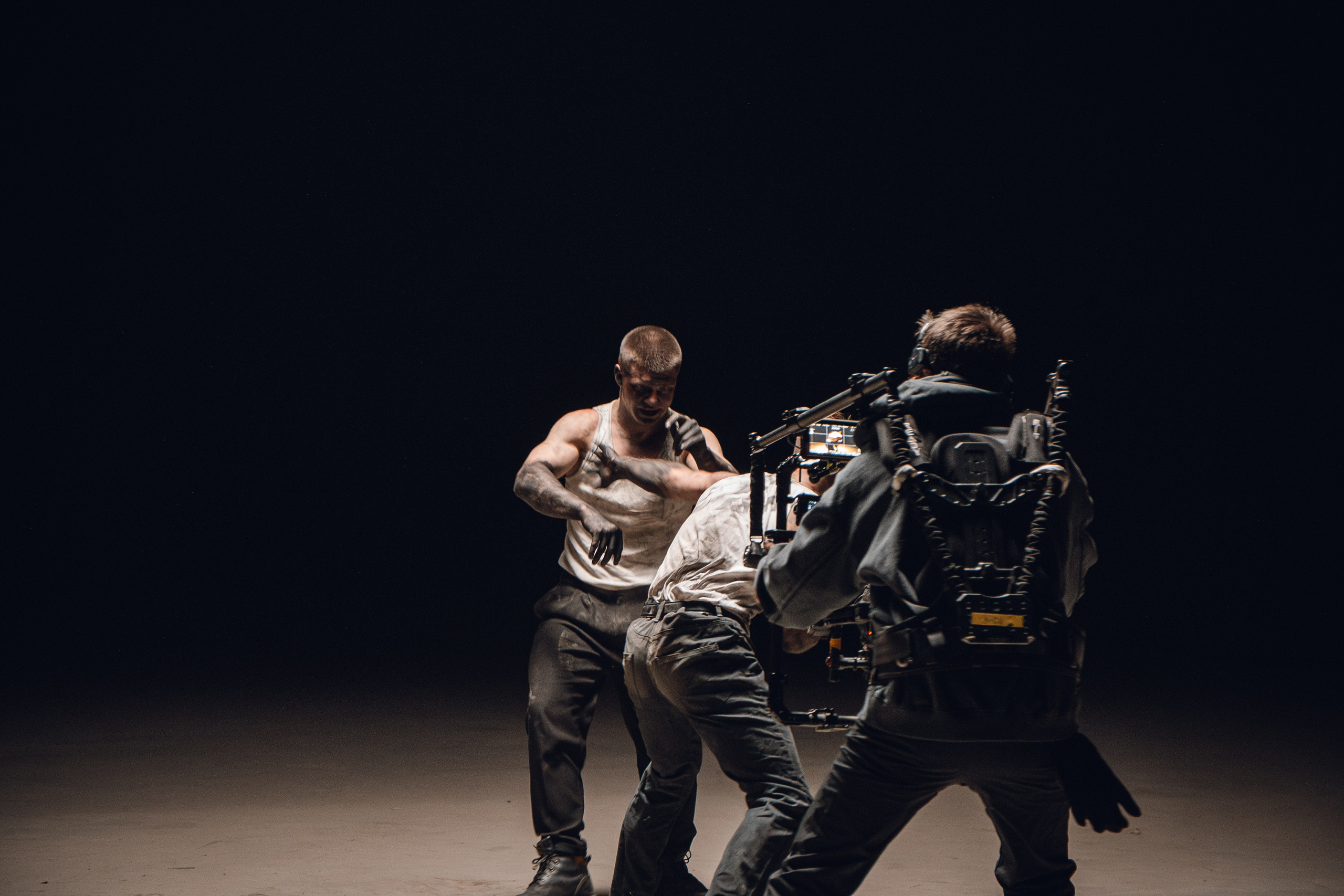 Бэкстеджи. Фотограф Егор Огородов