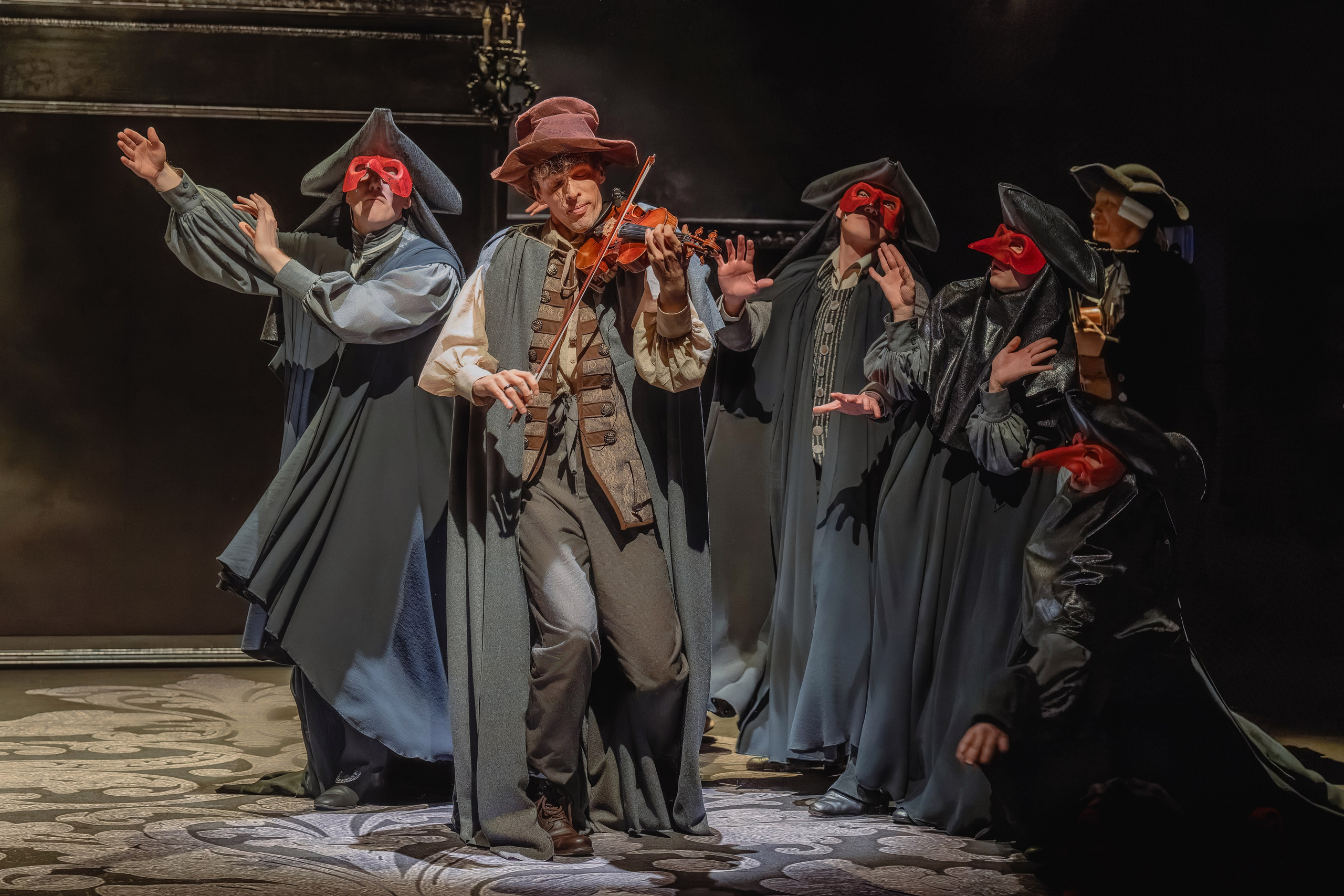 Театр Терезы Дуровой: Моцарт и Сальери. Сайт фотографа Сергея Абрамова