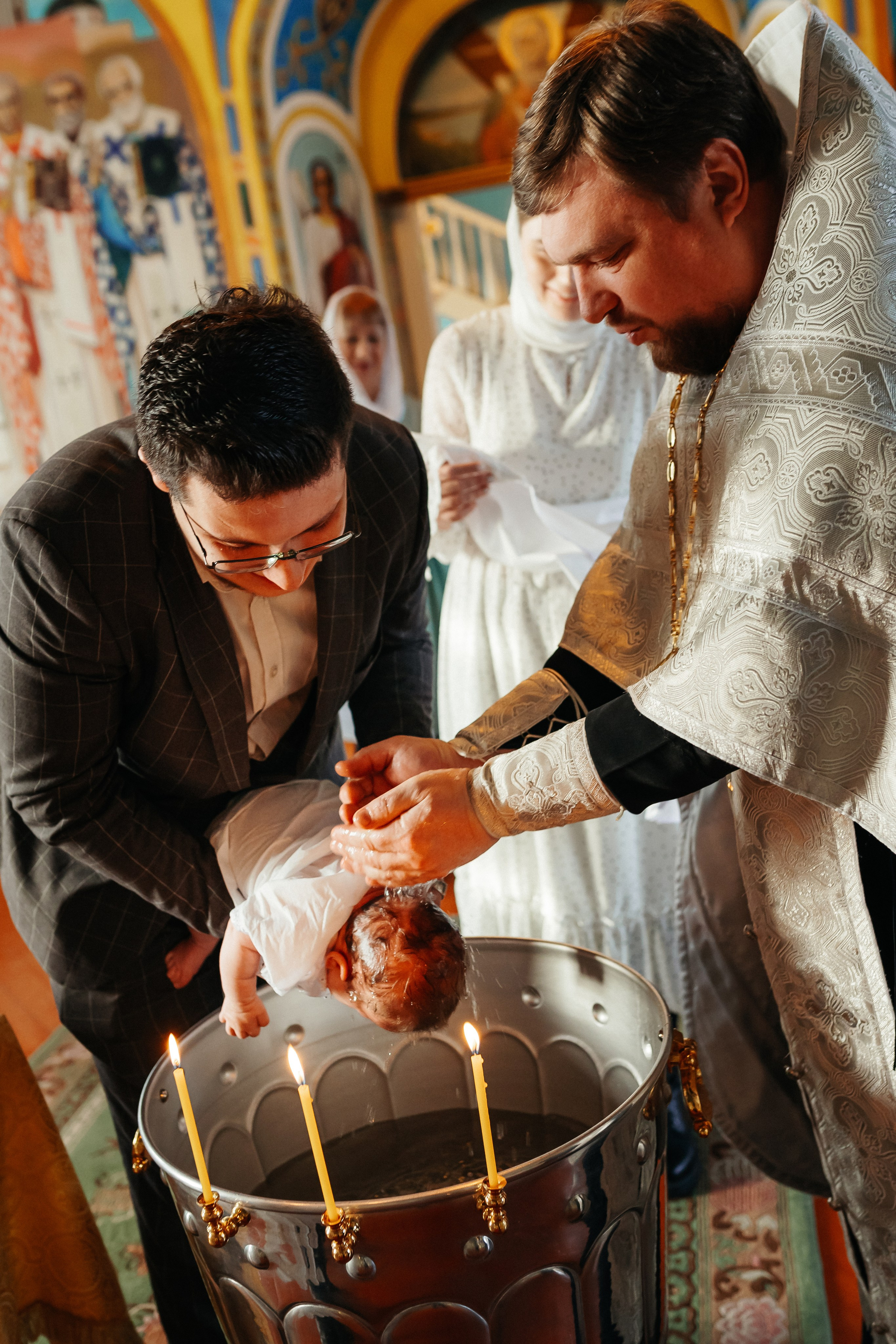 Фотосъемка крещения. Фотограф Ким Наталья в Красноярске