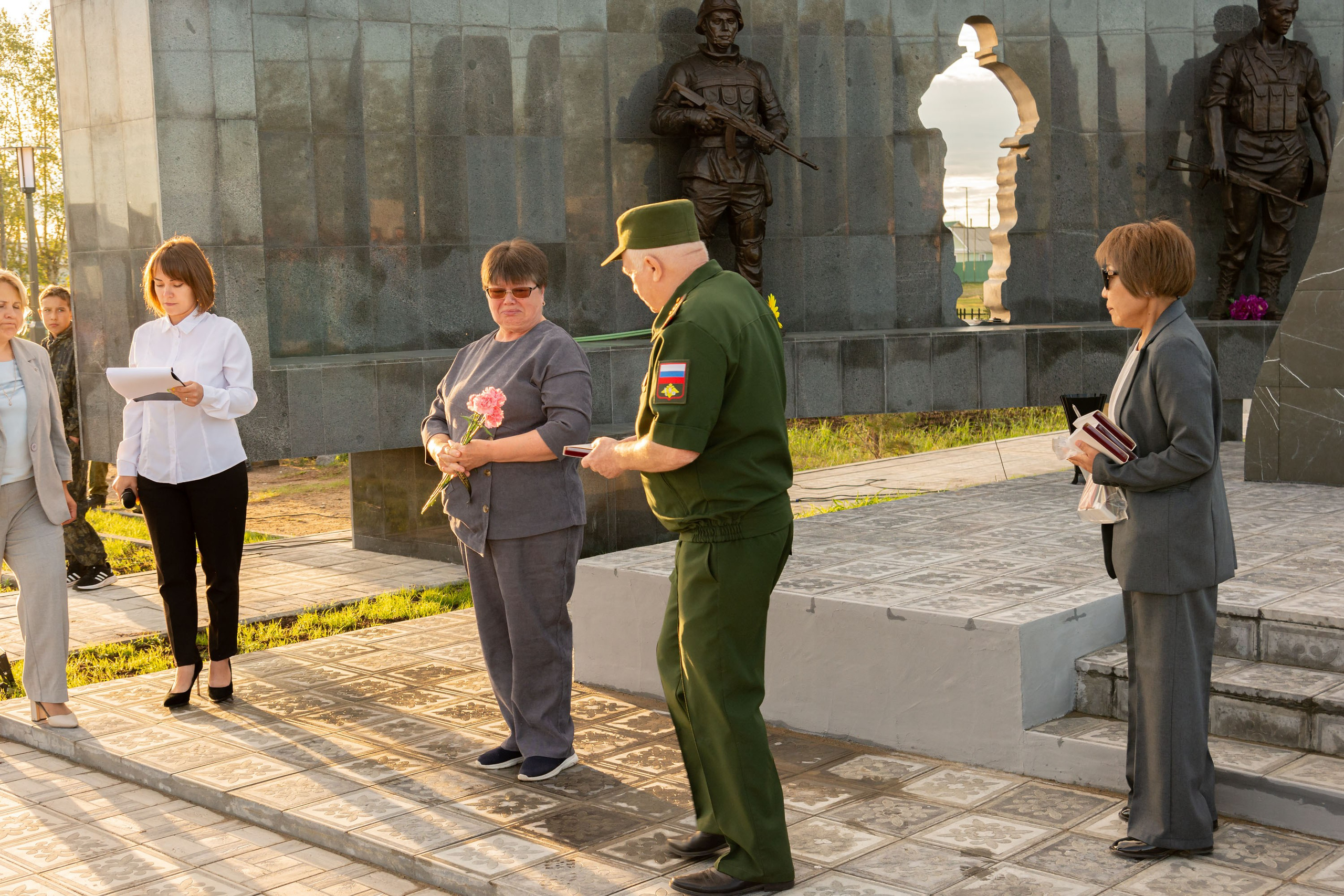 Открытие мемориального комплекса. Фотограф широкого профиля Чита-Цасучей