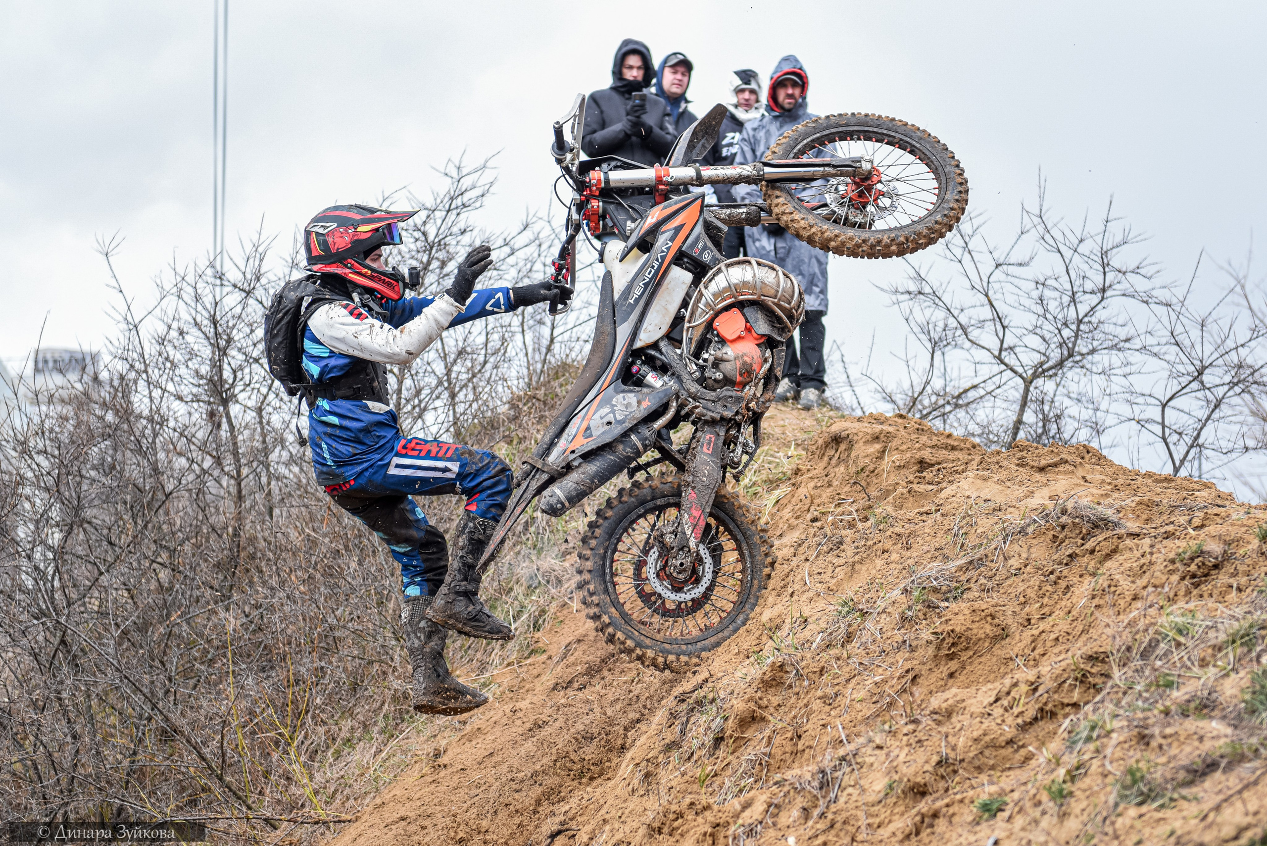 На Местности. 1 этап. Мотофотограф в Нижнем Новгороде Динара Зуйкова
