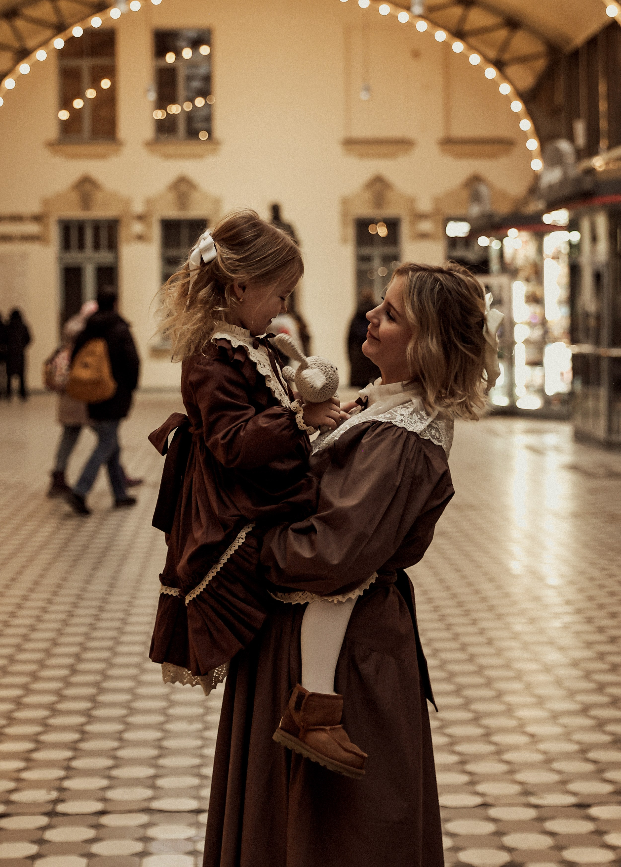 Ретро съемка на Витебском вокзале. Фотограф — Татьяна Кириллова, г. Санкт-Петербург