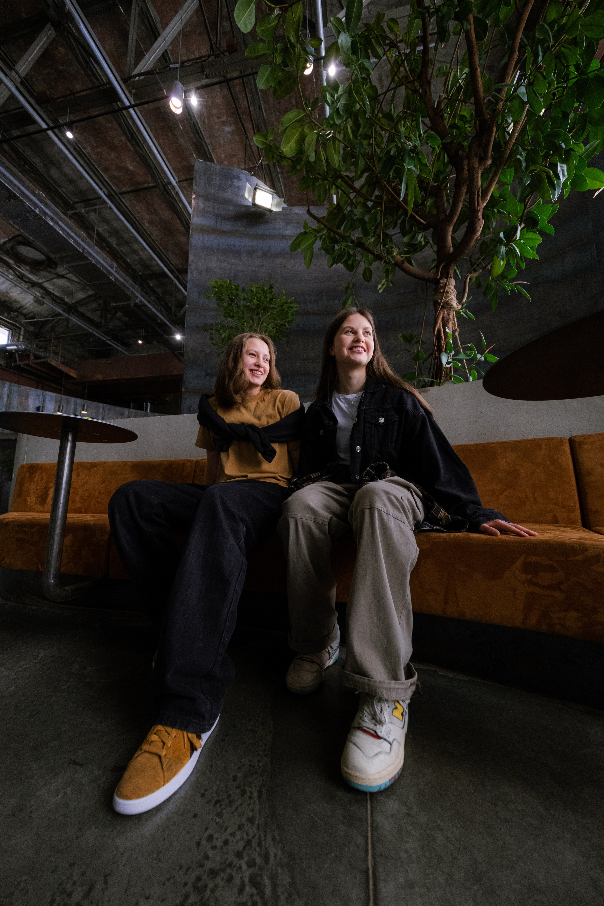 QSC 24. LIYALEE PHOTO