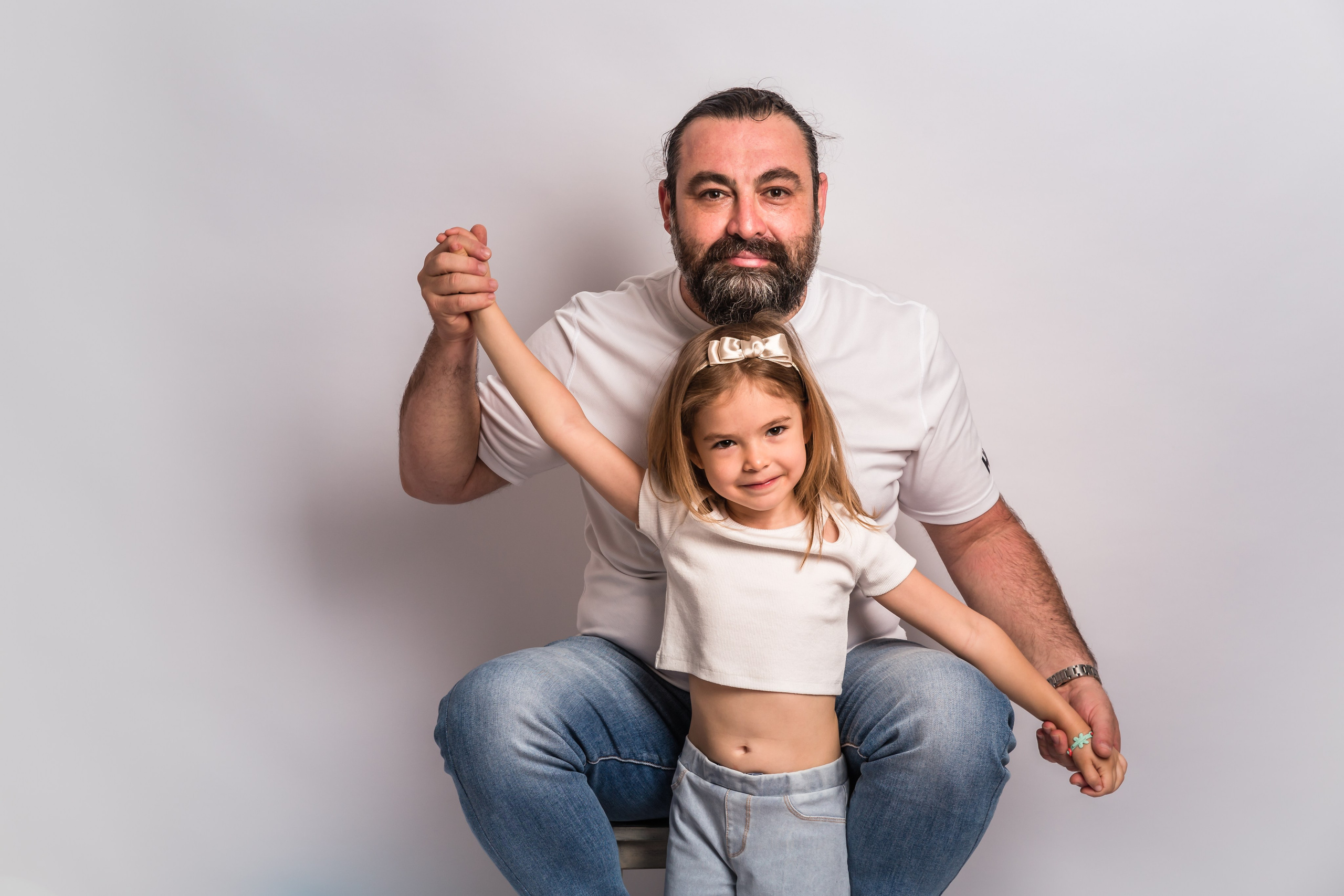Happy family. Professional family and children’s photographer in Izmir Irina Eron