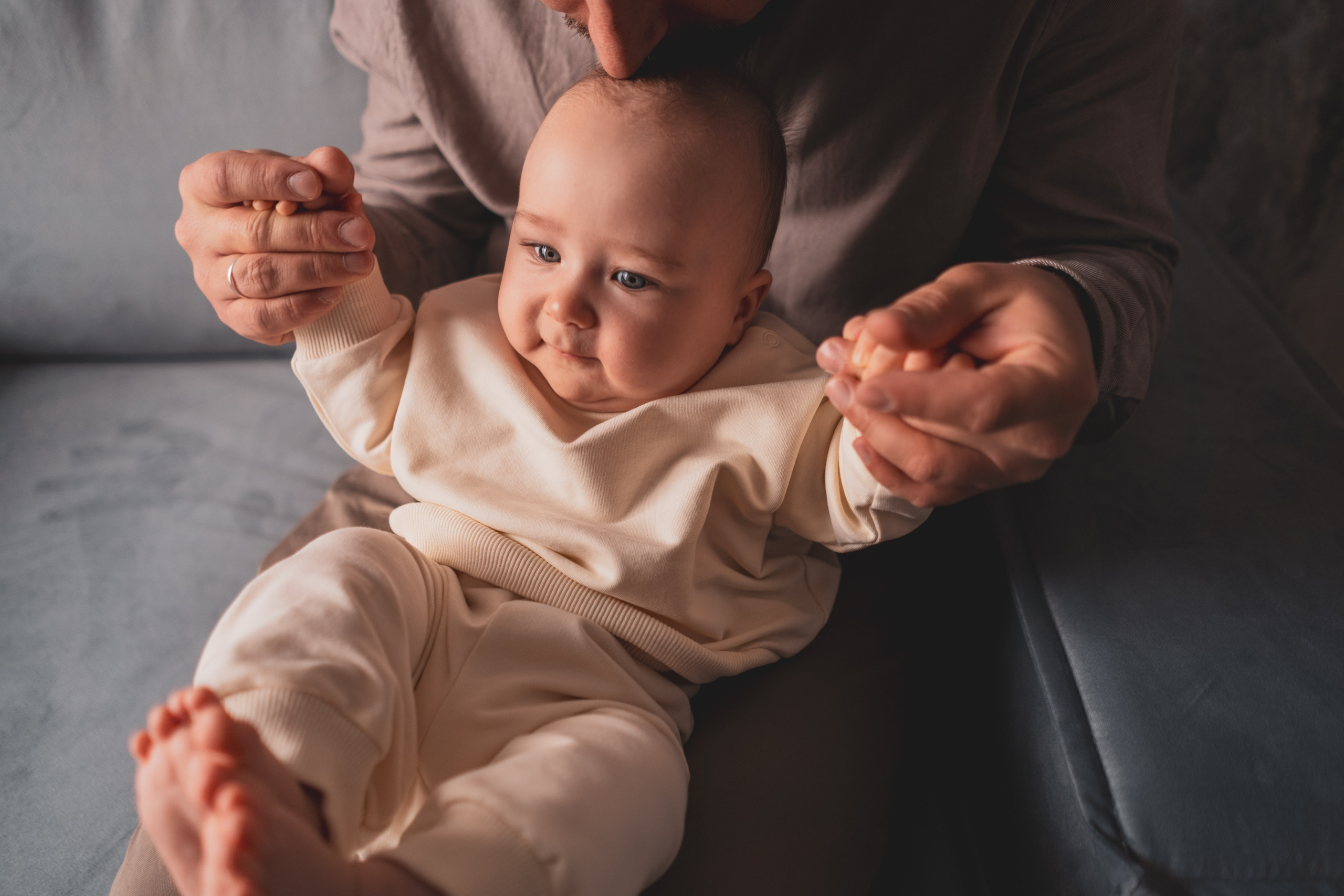 Мансур с родителями, Щелково, домашняя съемка. Наталья Дукалова фотограф Щелково Королев Пушкино Москва Балашиха