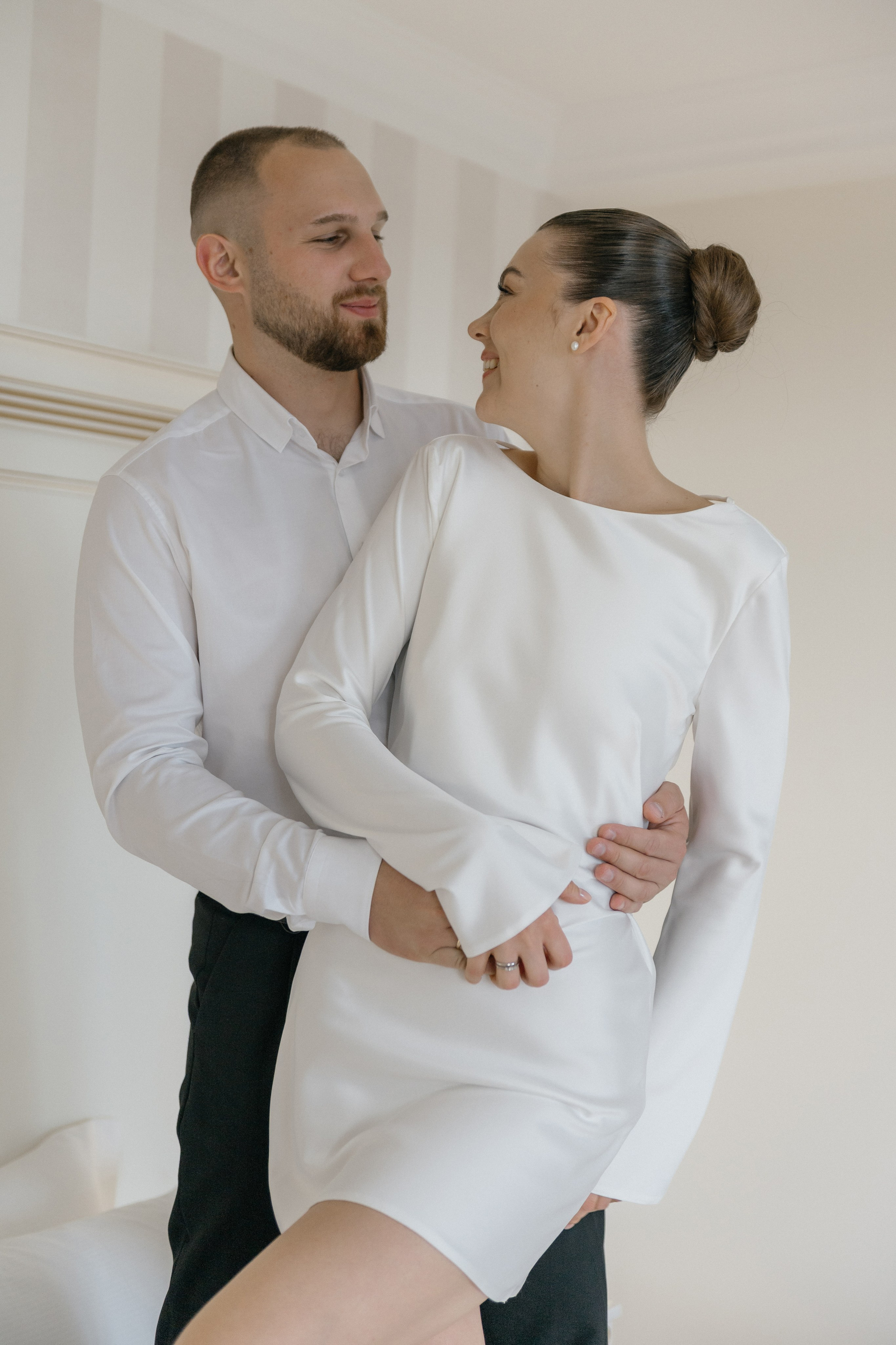 Wedding day in VERSAL PARK. Wedding PHOTOGRAPHER Andrew Vnukov