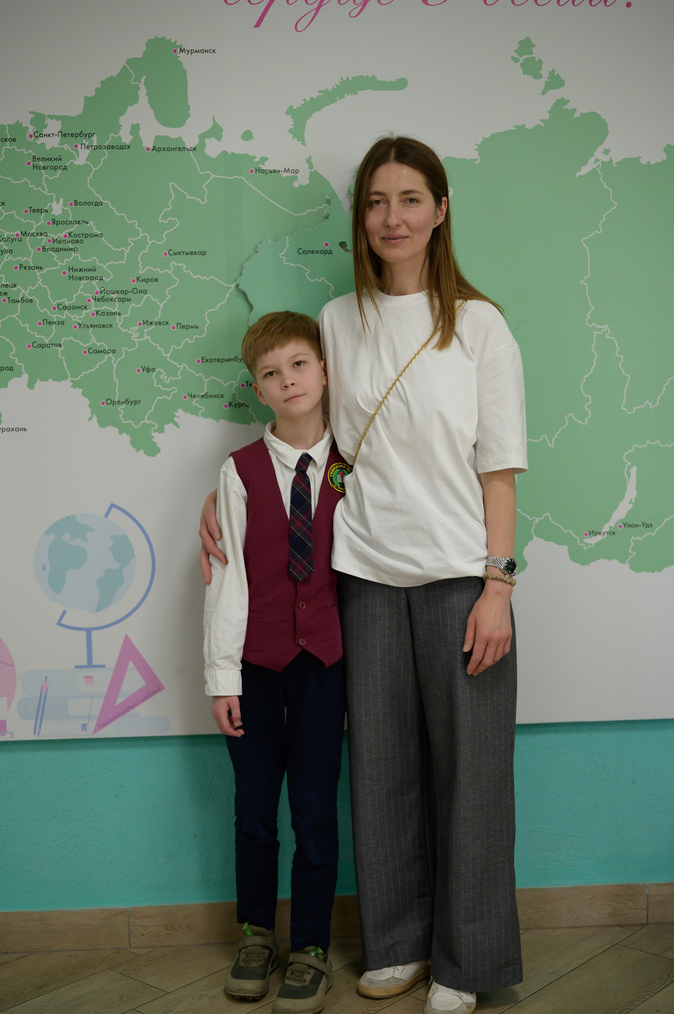 Выпускной 4Б гимназия № 16. Фотограф новорожденных, семейный детский в Тюмени Татьяна Морозова