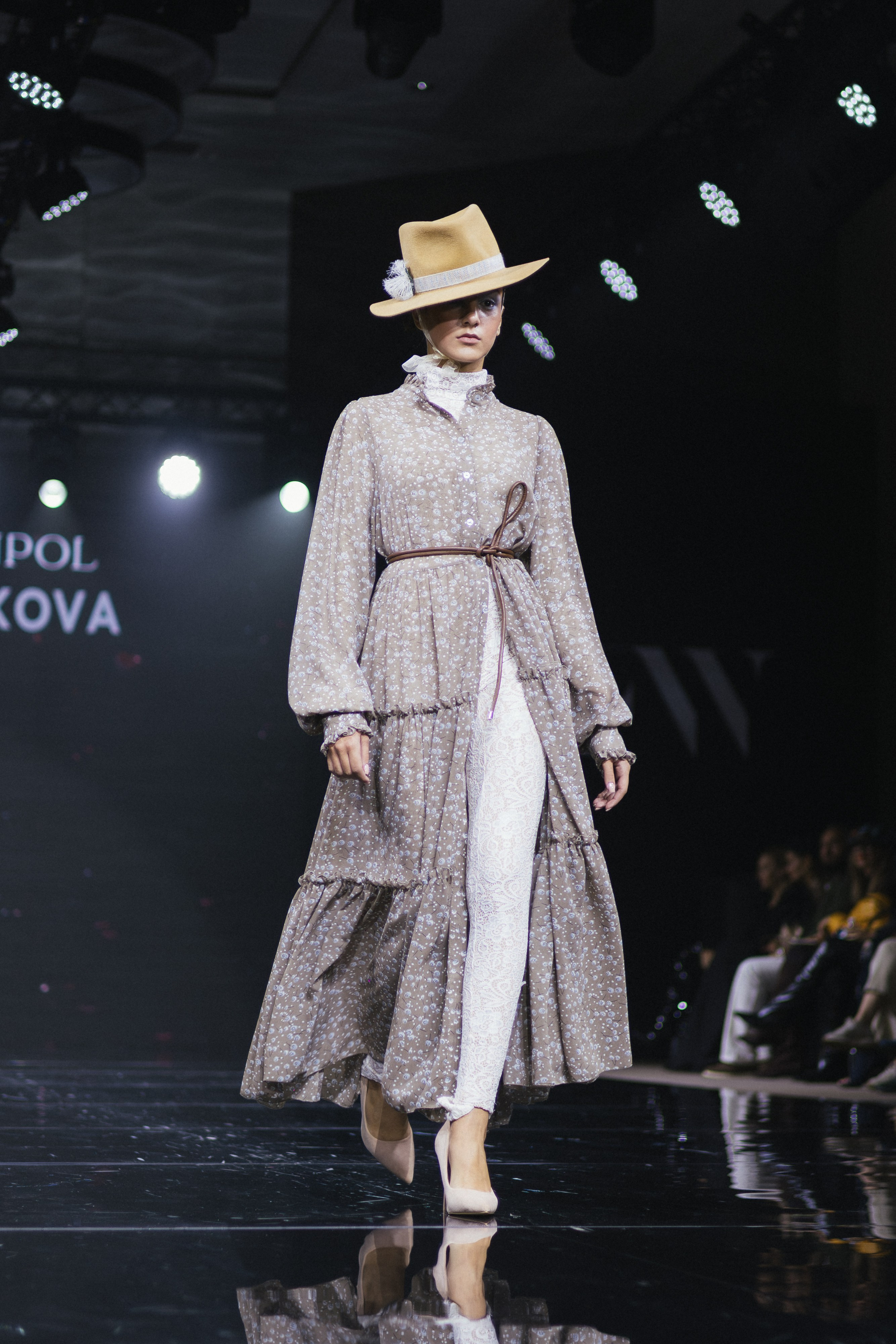 Catwalk. ProVizArt