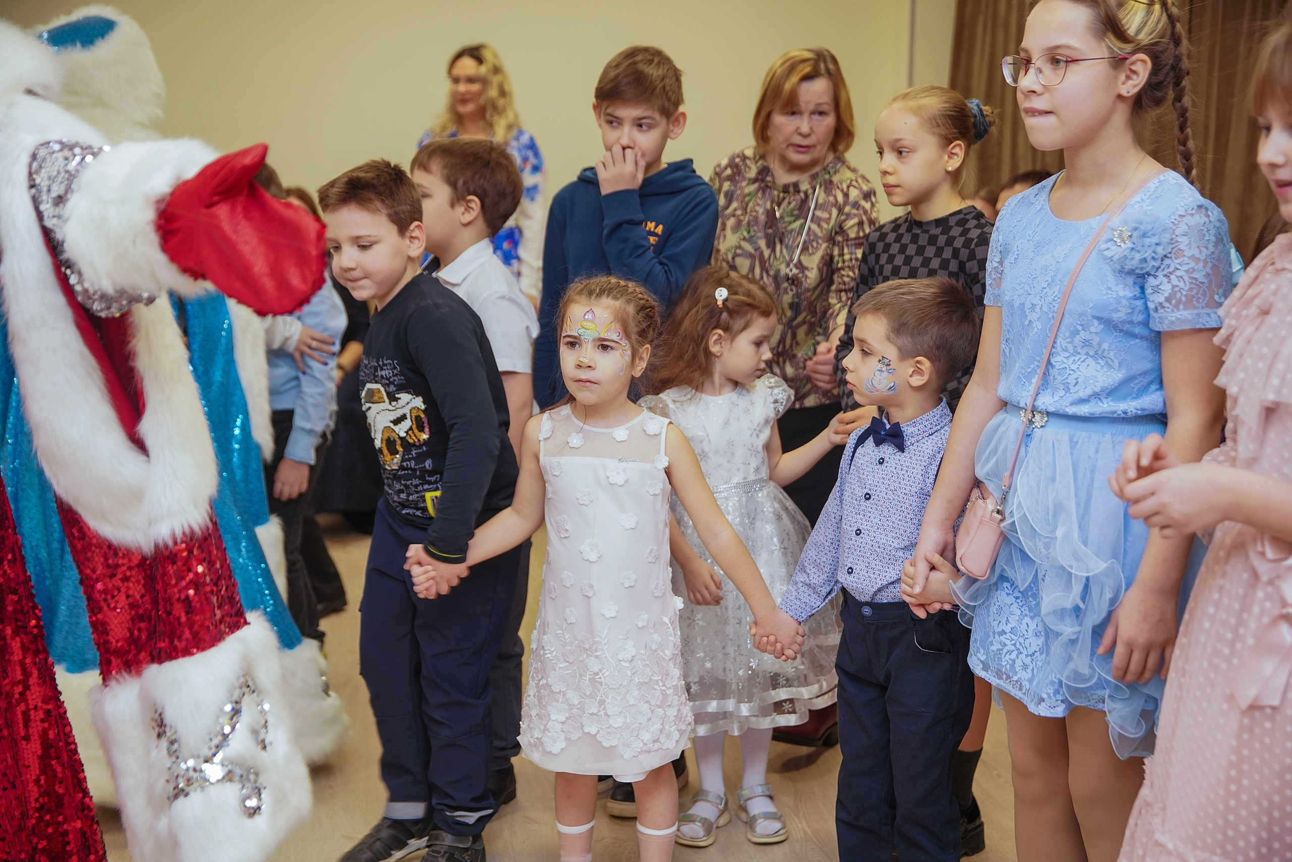 Елка НБД банк. Семейный и детский фотограф в Нижнем Новгороде