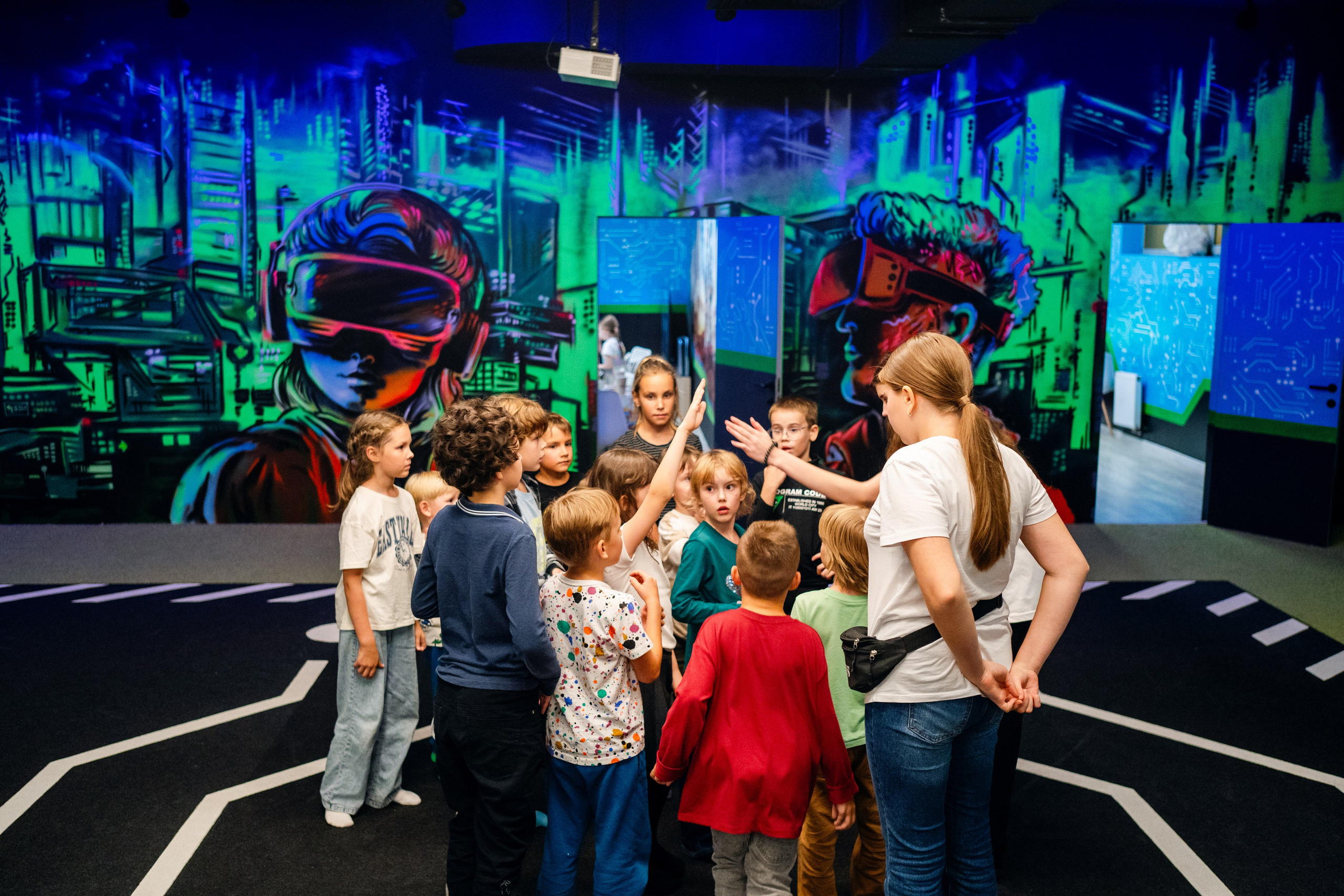 VR (September-October 2024). Felixtones