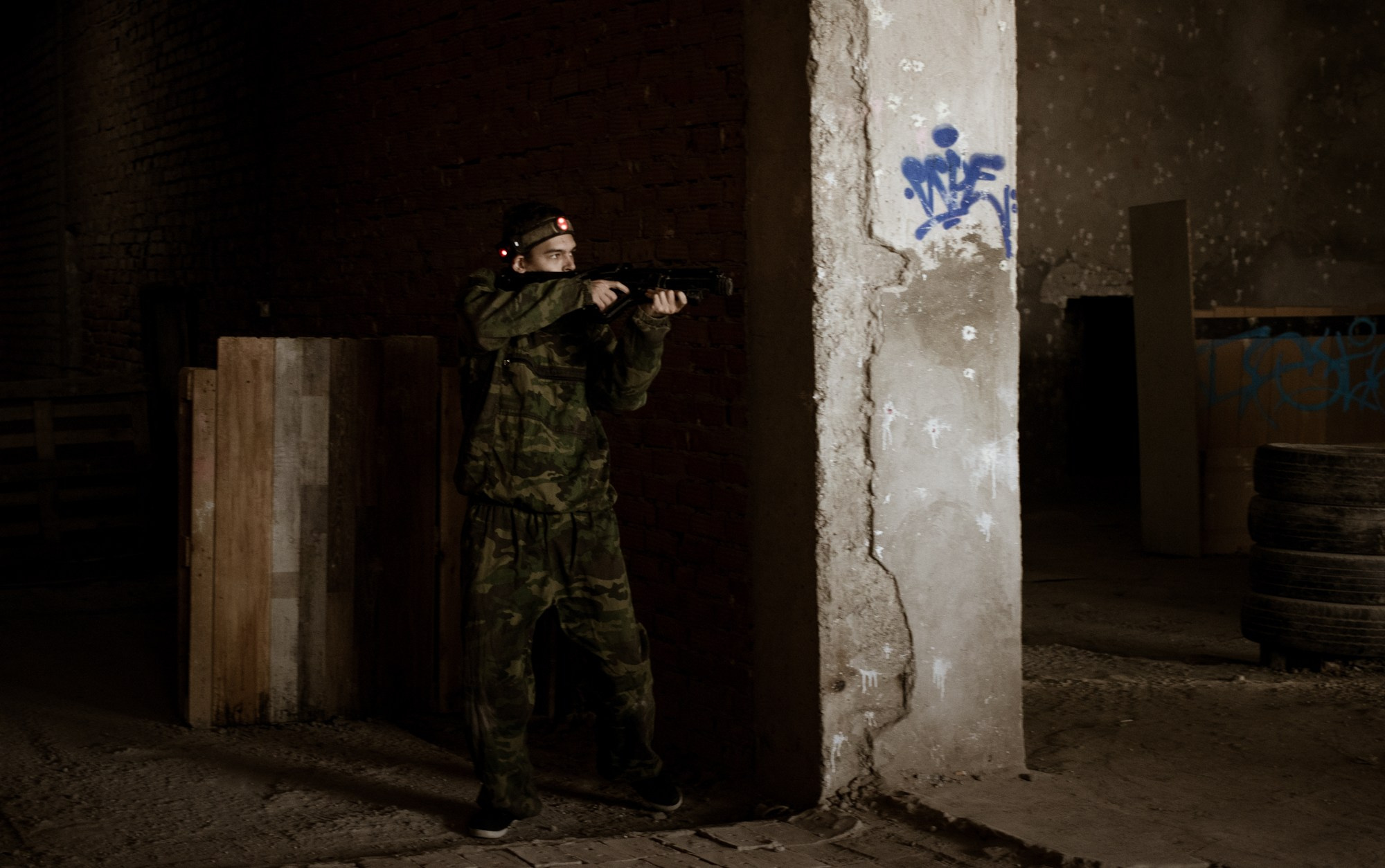 ЗИП Лазертаг. Репортажный, промышленный и маркетплейс-фотограф Дмитрий Чернат