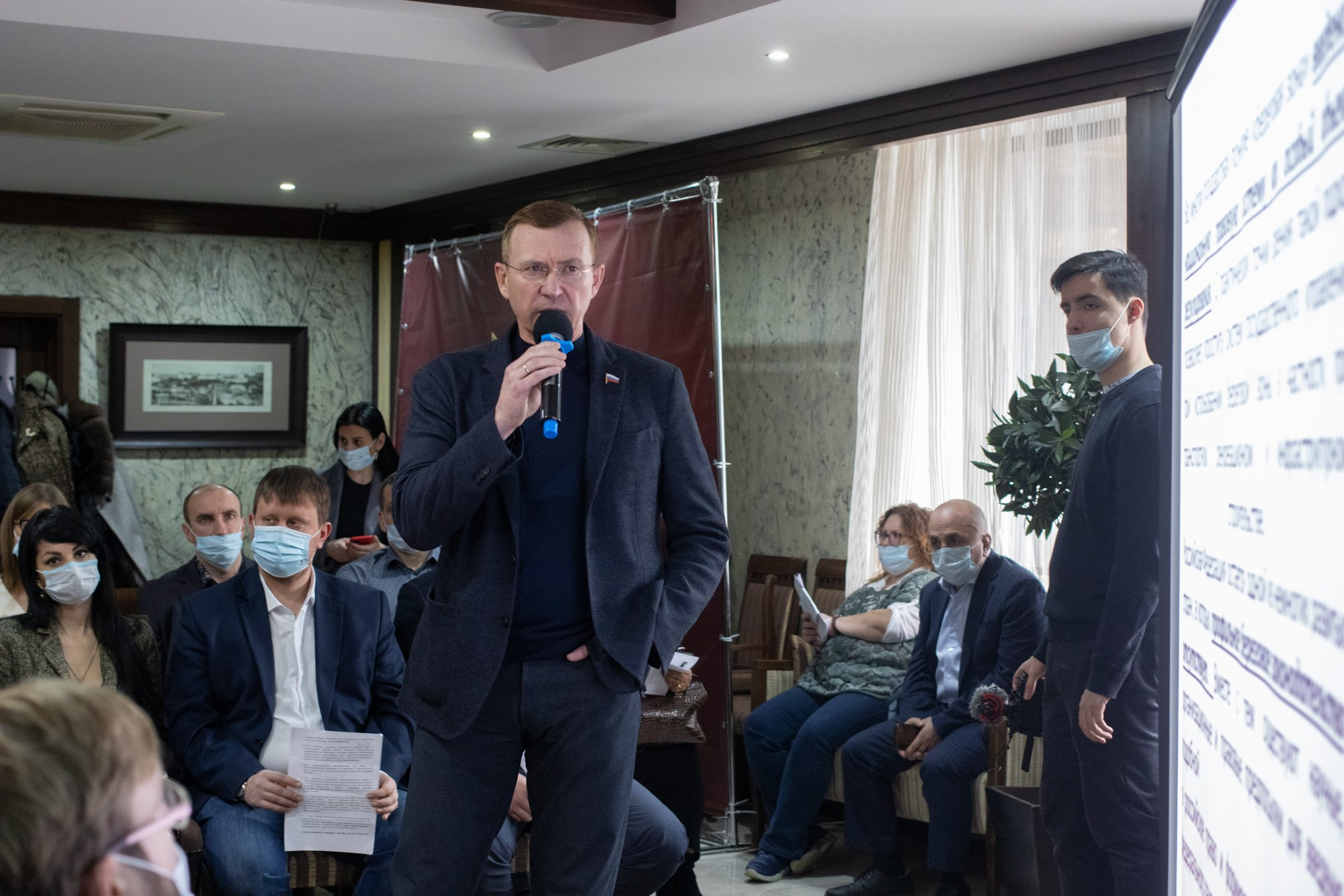 Встреча с Владиславом Даванковым и «Опора России». Репортажный, промышленный и маркетплейс-фотограф Дмитрий Чернат