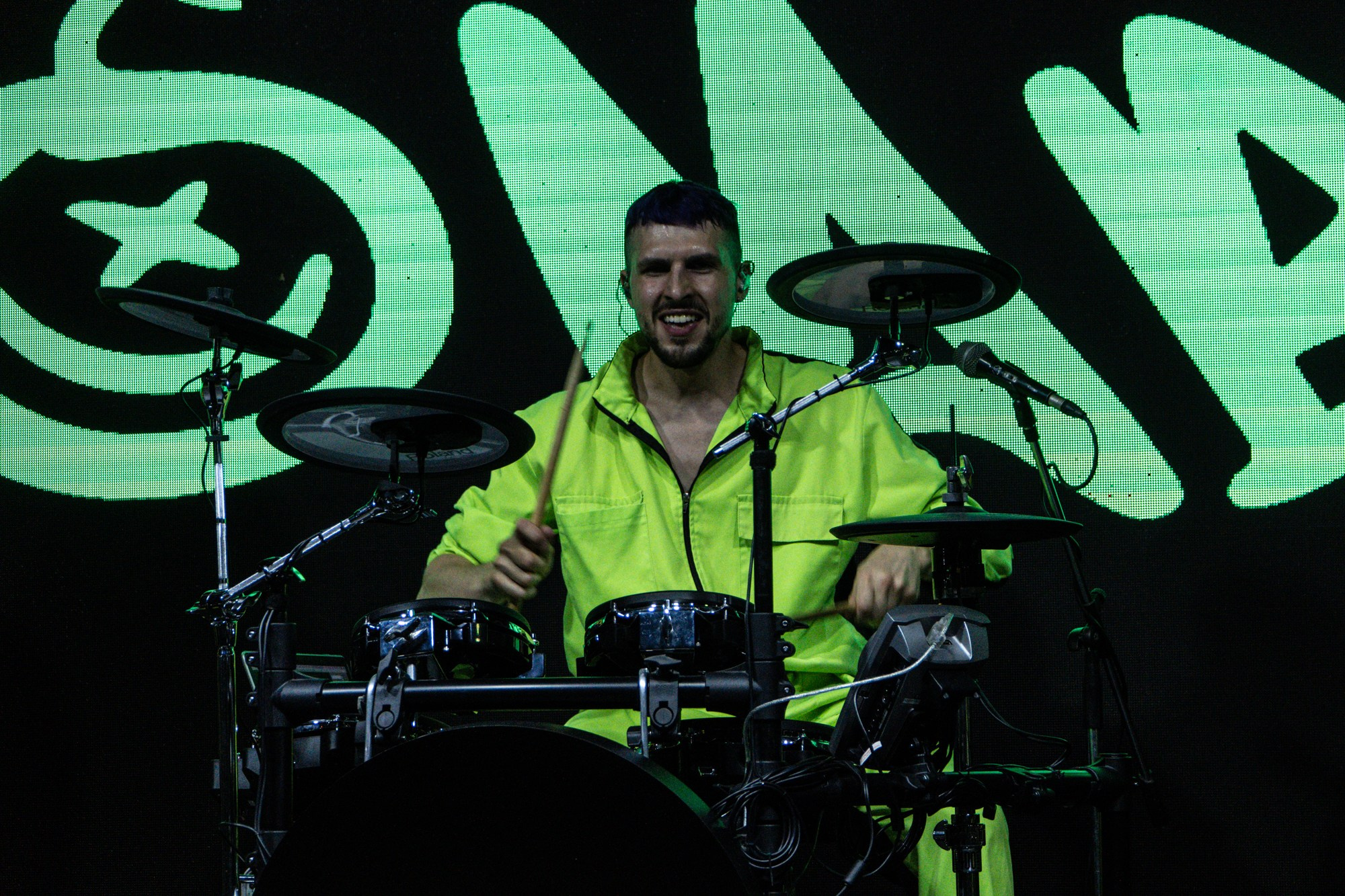 Концерт группы Бомбей. Репортажный, промышленный и маркетплейс-фотограф Дмитрий Чернат