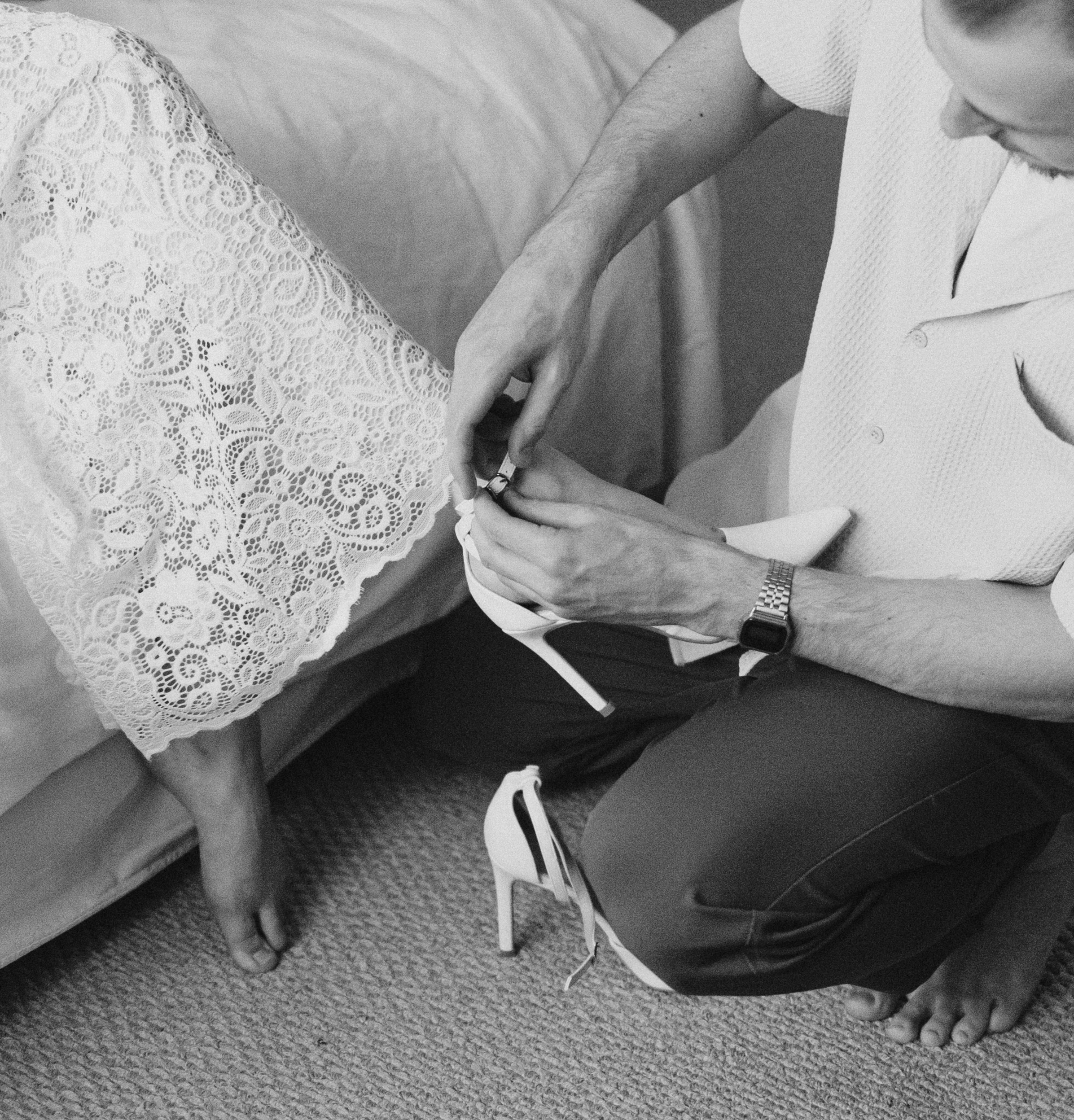 От любви есть только одно средство: любить ещё больше