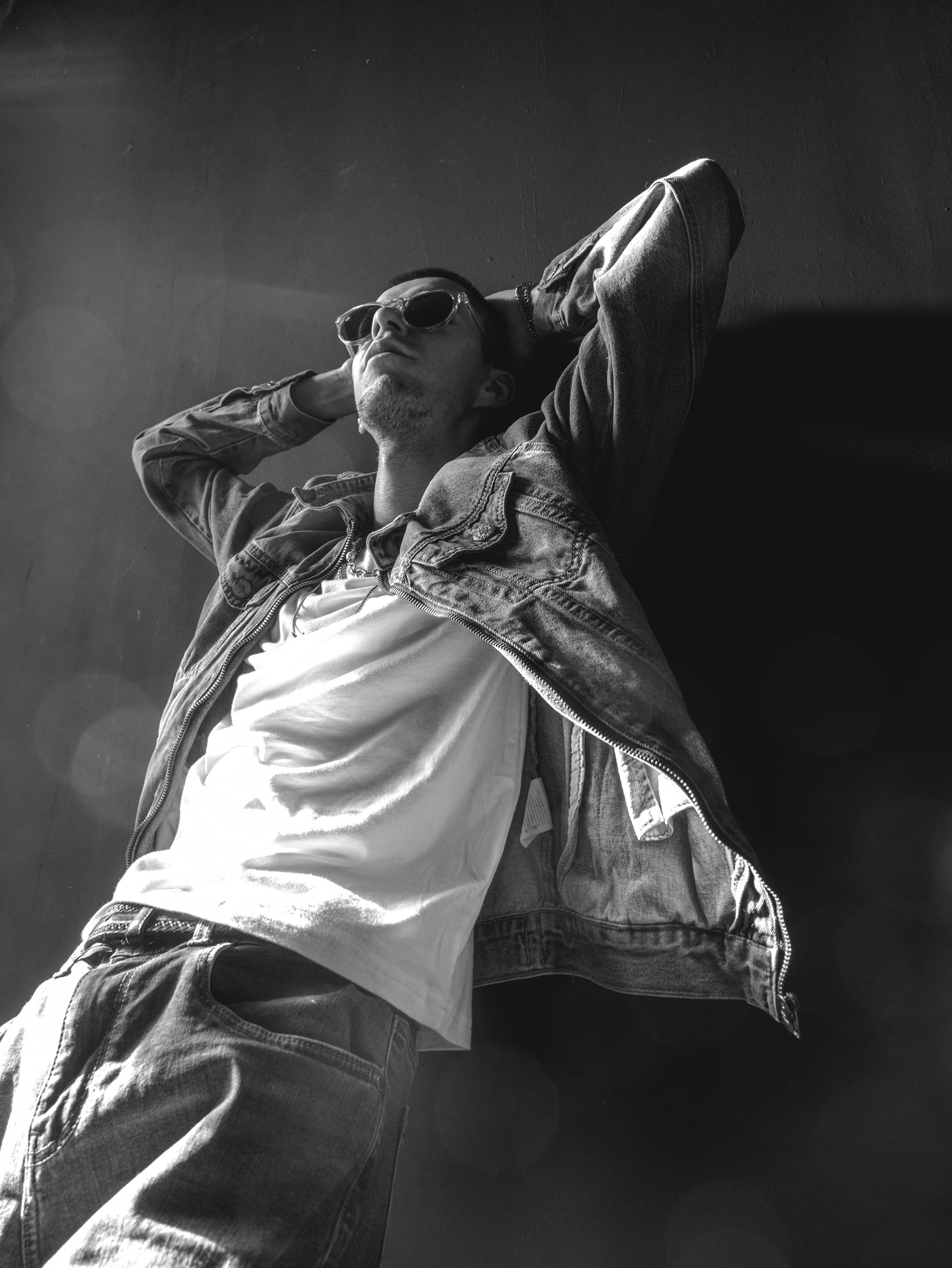 Семен. Фотосессия в черно-белом стиле. Фотосессия в Спб в студии, фотограф Панютина Марина