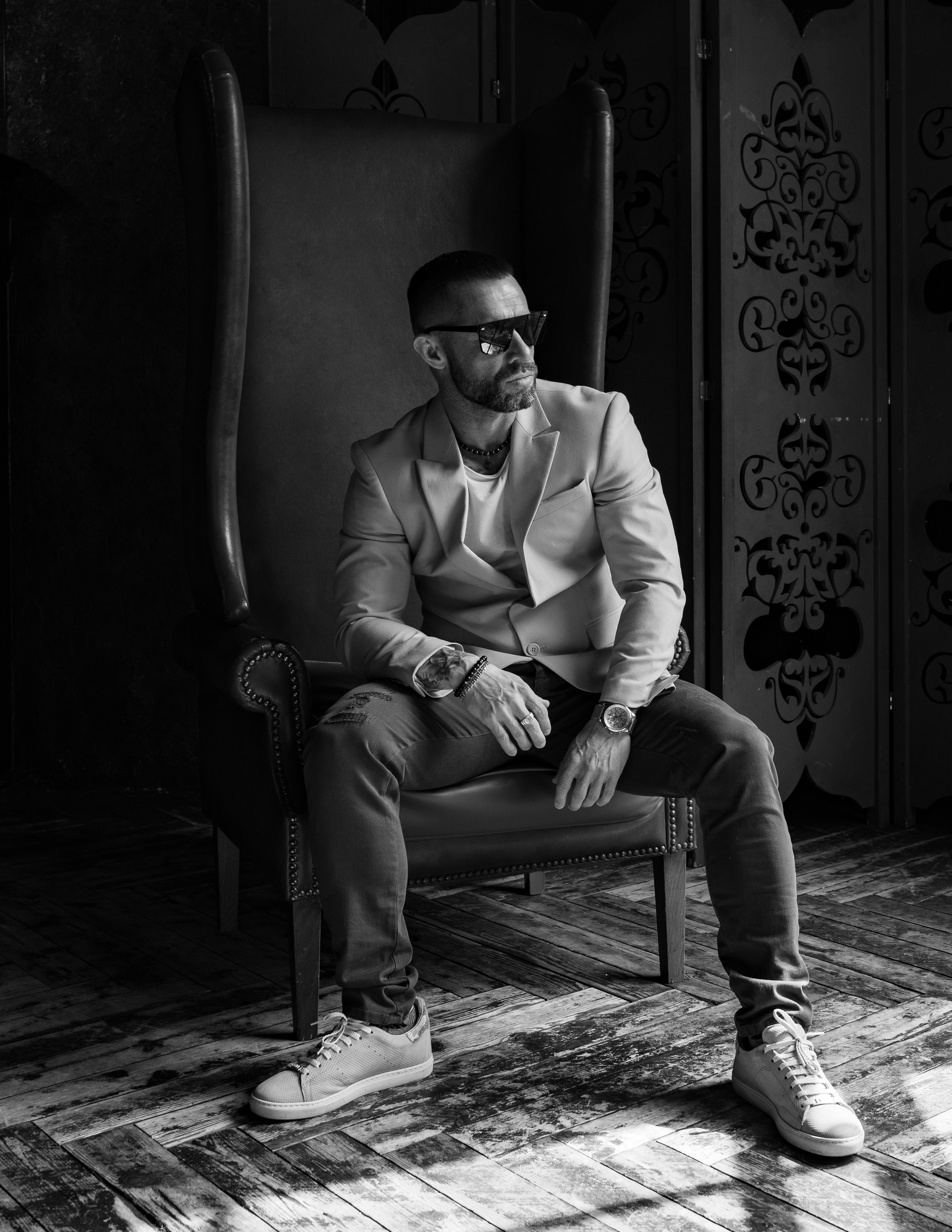 Сергей. Фотосессия в студии апартаменты. Фотосессия в Спб в студии, фотограф Панютина Марина