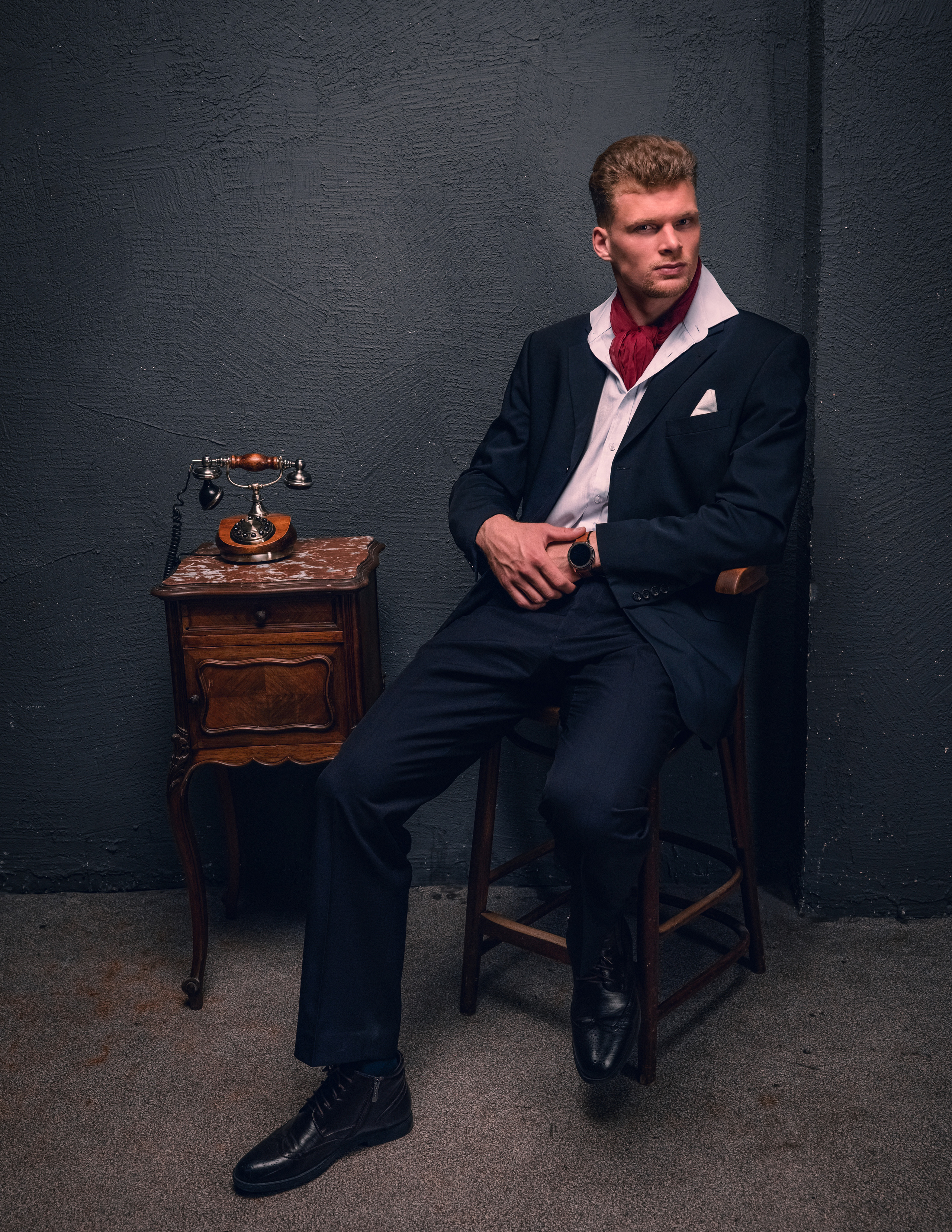 Тайная встреча. Фотосессия в Спб в студии, фотограф Панютина Марина