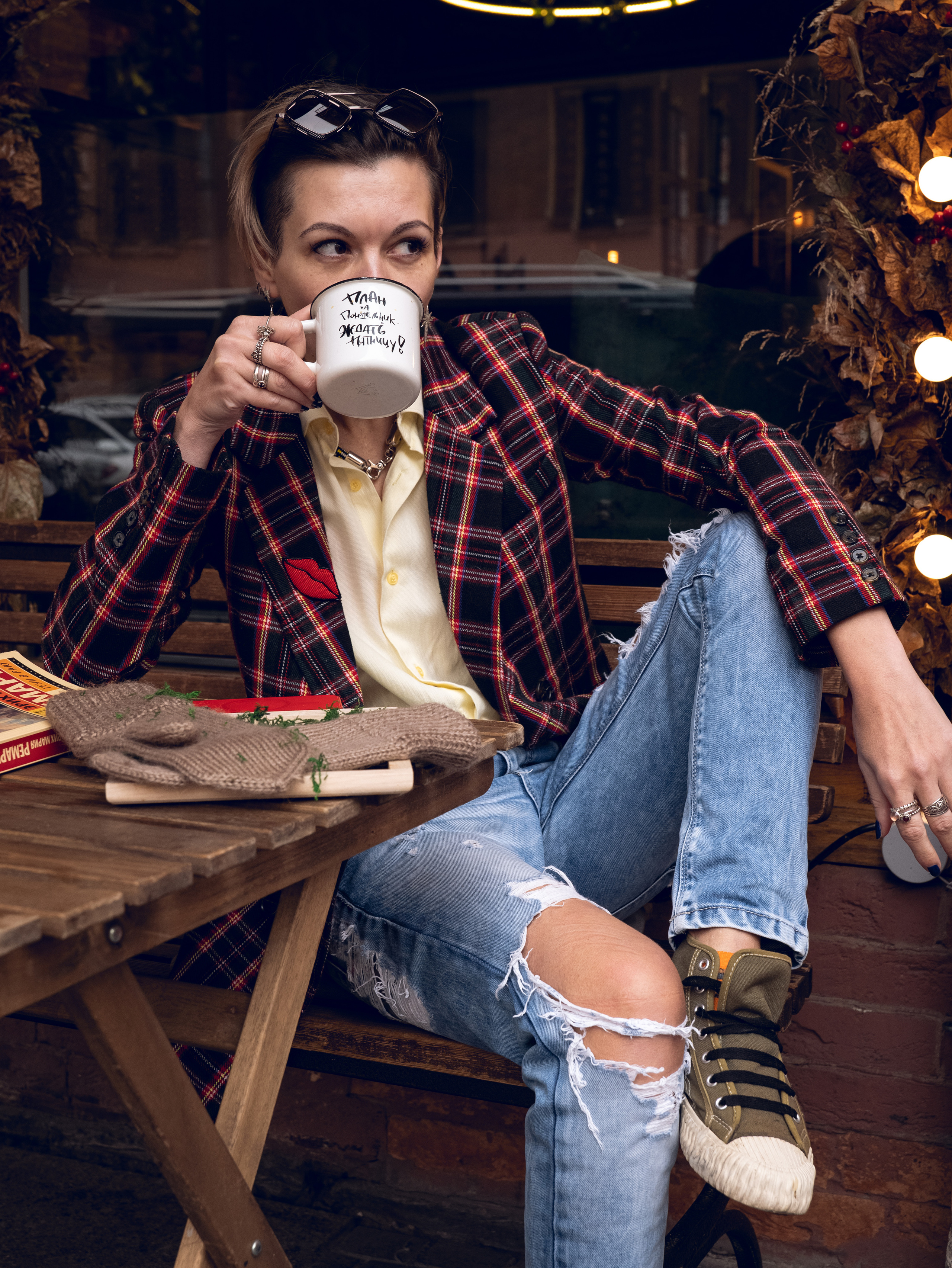 Вика, кафе. Фотосессия в Спб в студии, фотограф Панютина Марина