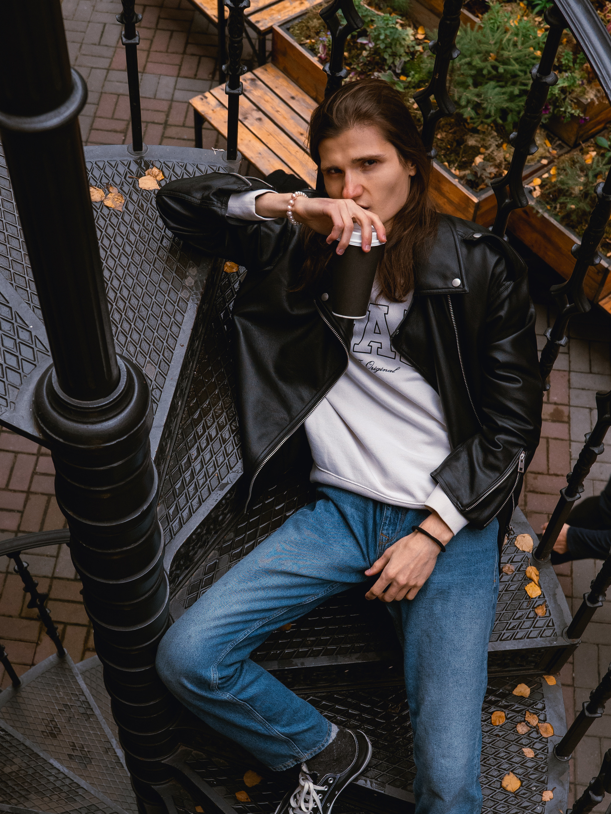 Павел — осенняя прогулка. Фотосессия в Спб в студии, фотограф Панютина Марина