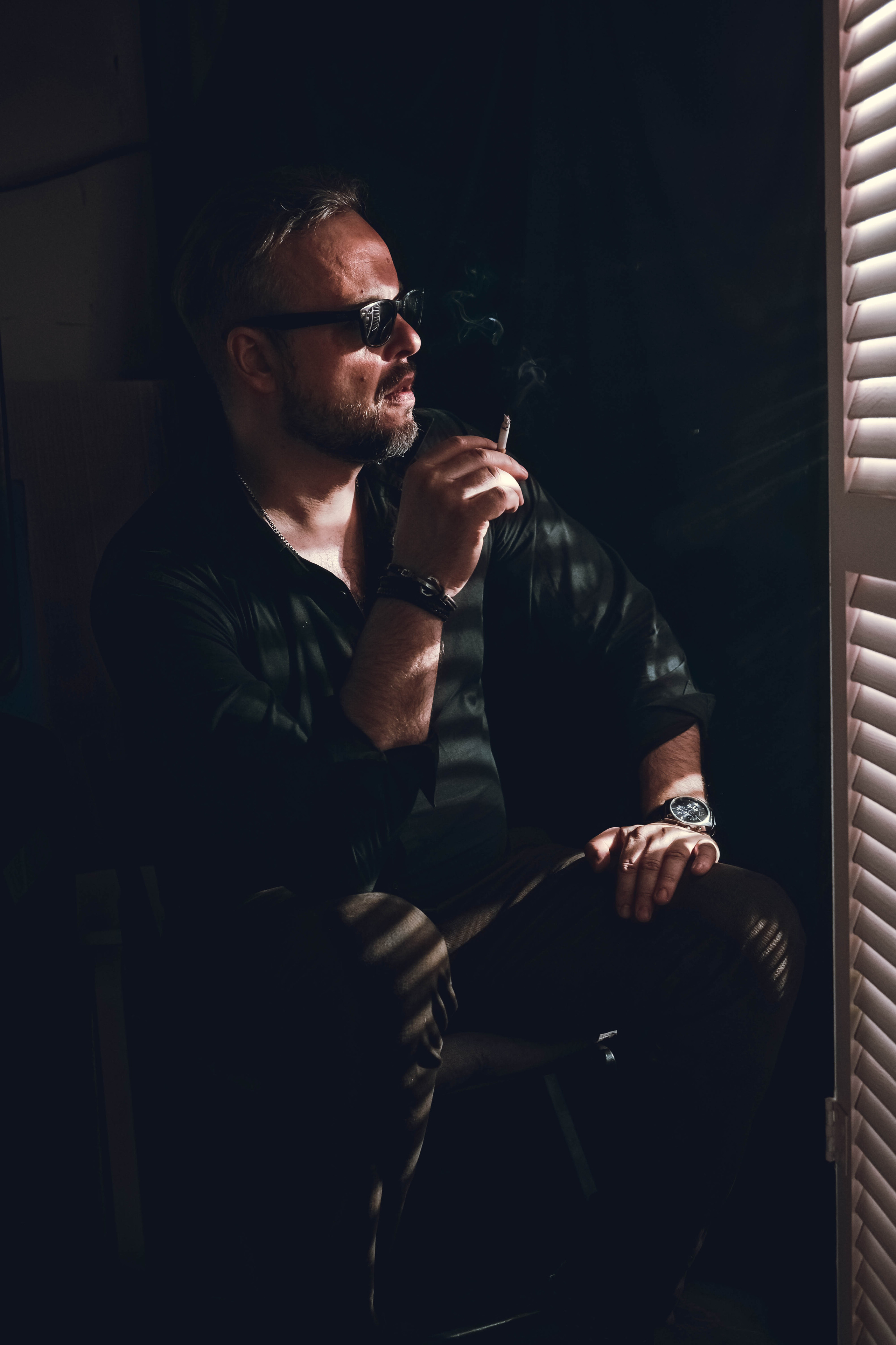 Фотограф Александр Шведов. Портрет. Фотосессия в Спб в студии, фотограф Панютина Марина