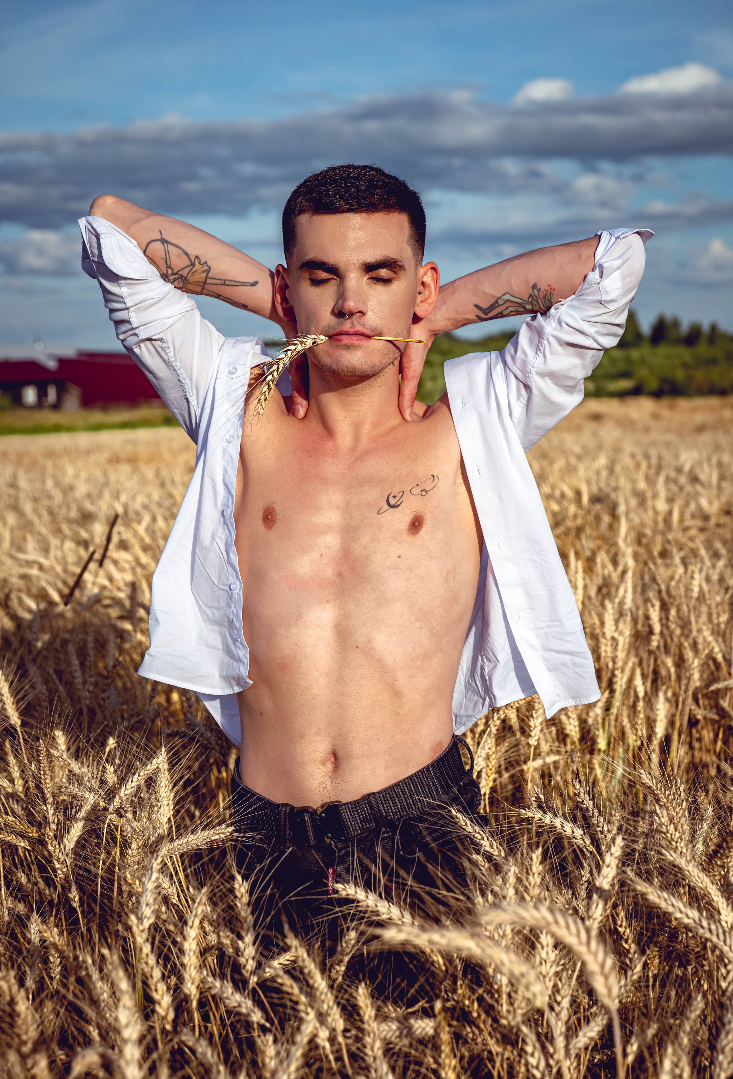 Фотодень в поле с конями. Фотосессия в Спб в студии, фотограф Панютина Марина