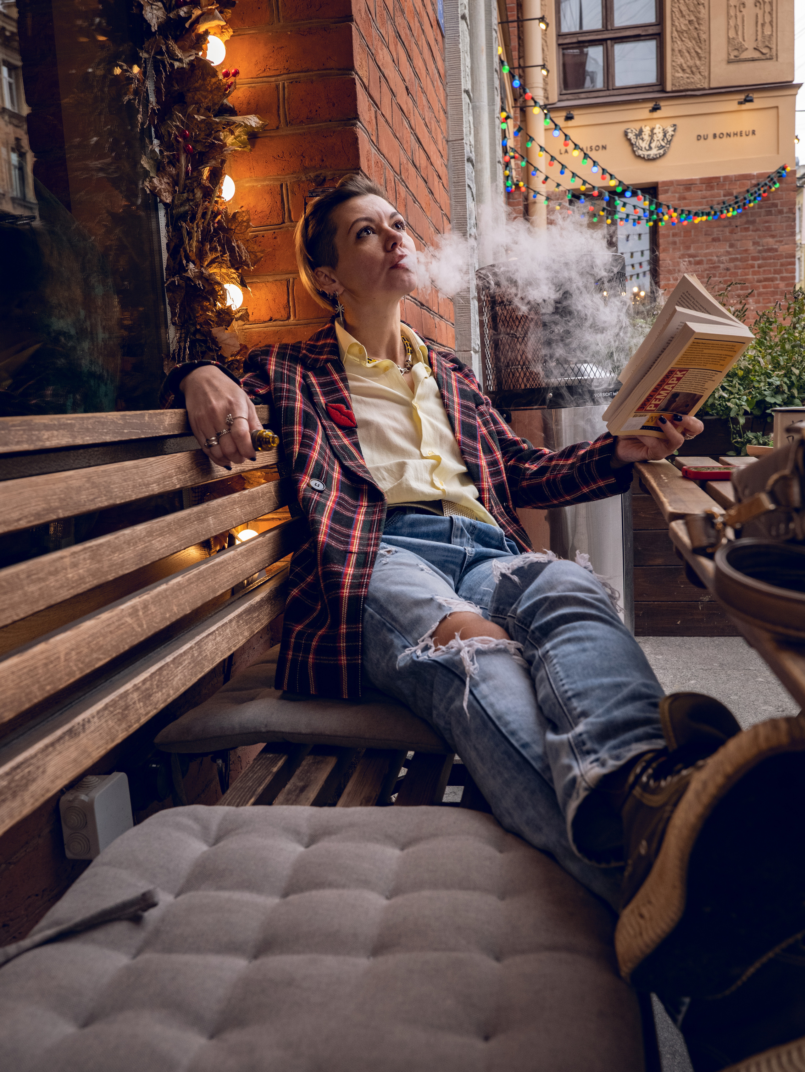 Вика, кафе. Фотосессия в Спб в студии, фотограф Панютина Марина