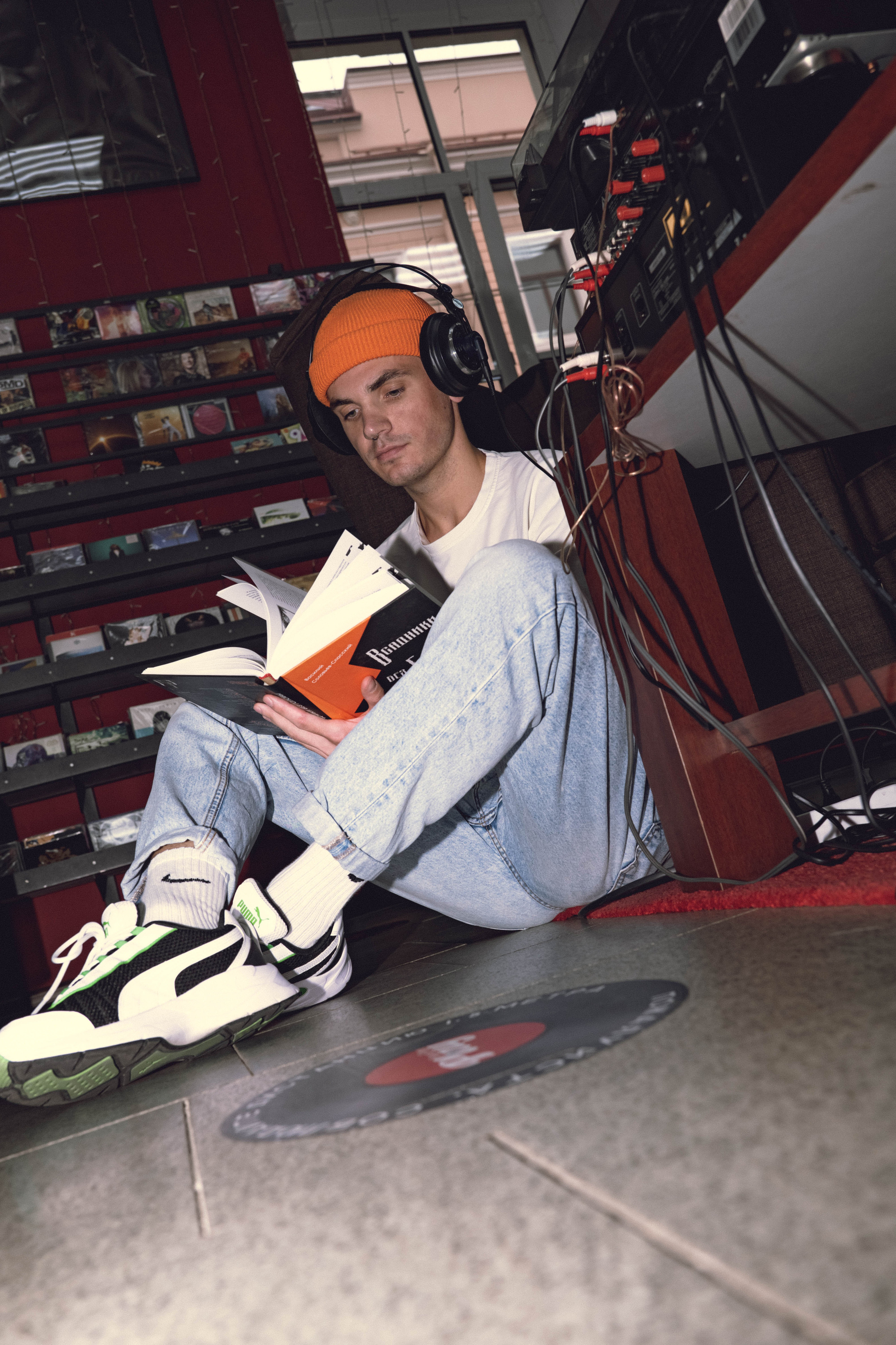 Вадим Винил. Фотосессия в Спб в студии, фотограф Панютина Марина