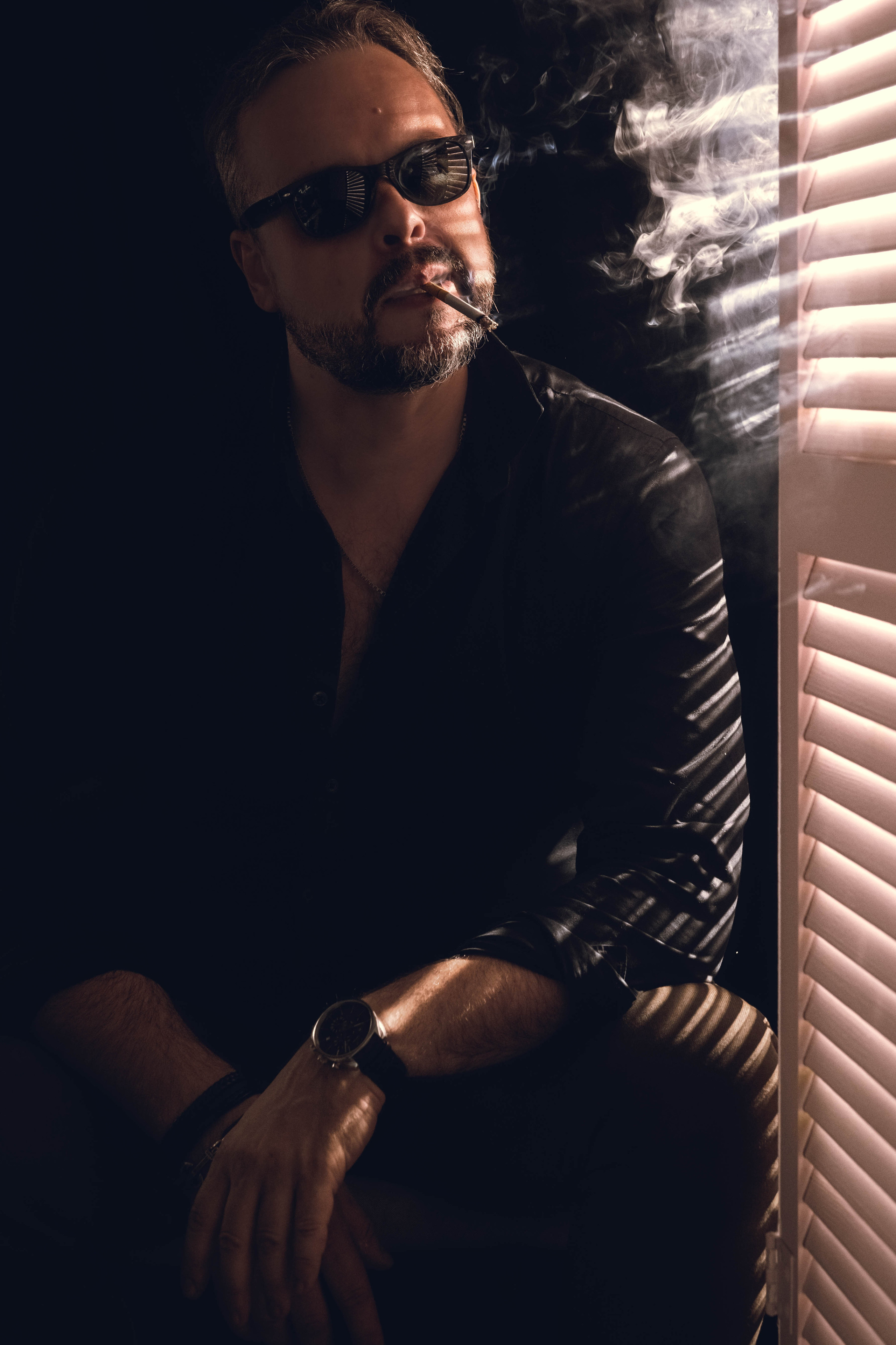 Фотограф Александр Шведов. Портрет. Фотосессия в Спб в студии, фотограф Панютина Марина