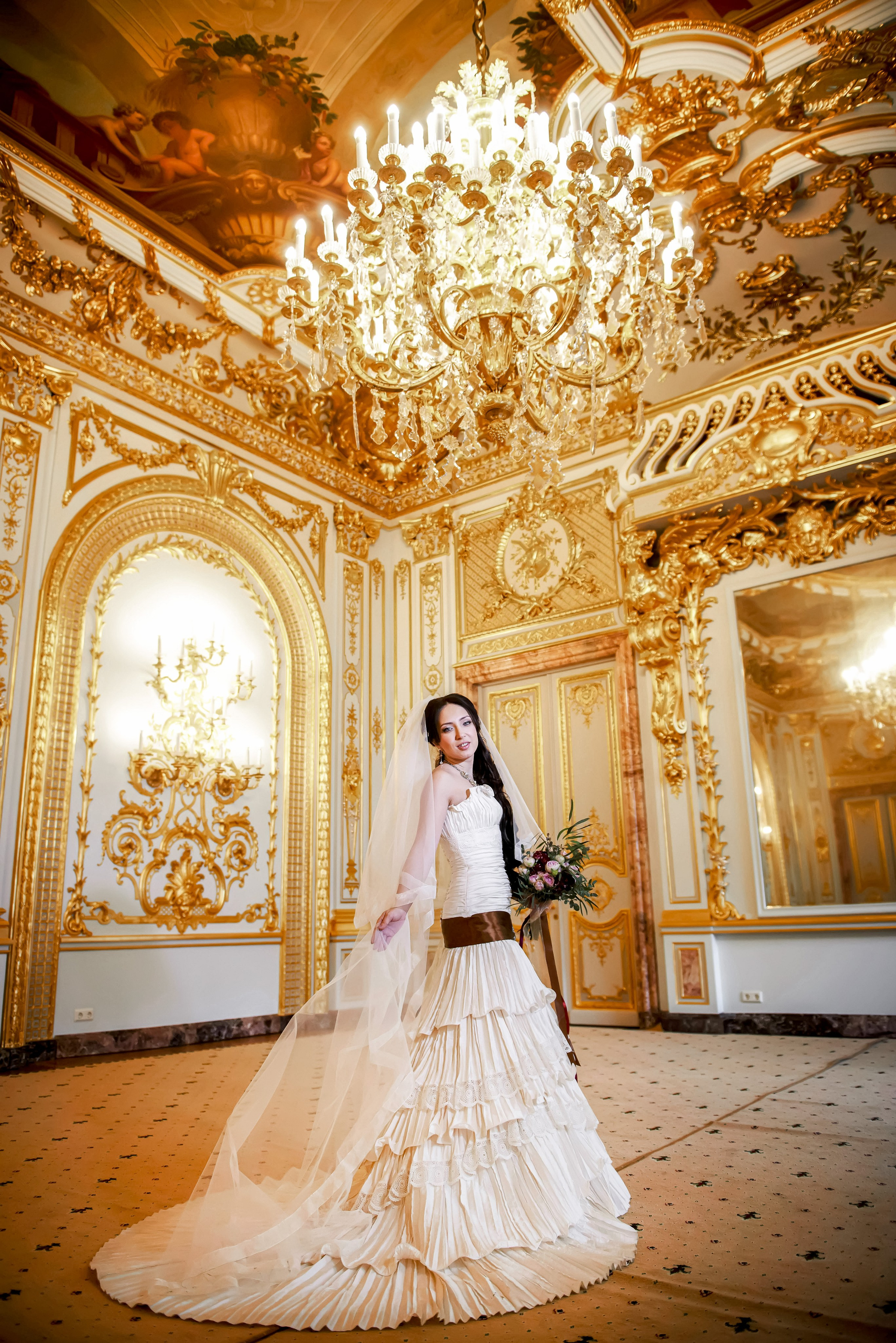 Свадебная фотосессия в Доме Архитектора на Большой Морской ул. Портретный, семейный и свадебный фотограф в Санкт-Петербурге и в Пушкине Ширяев Денис